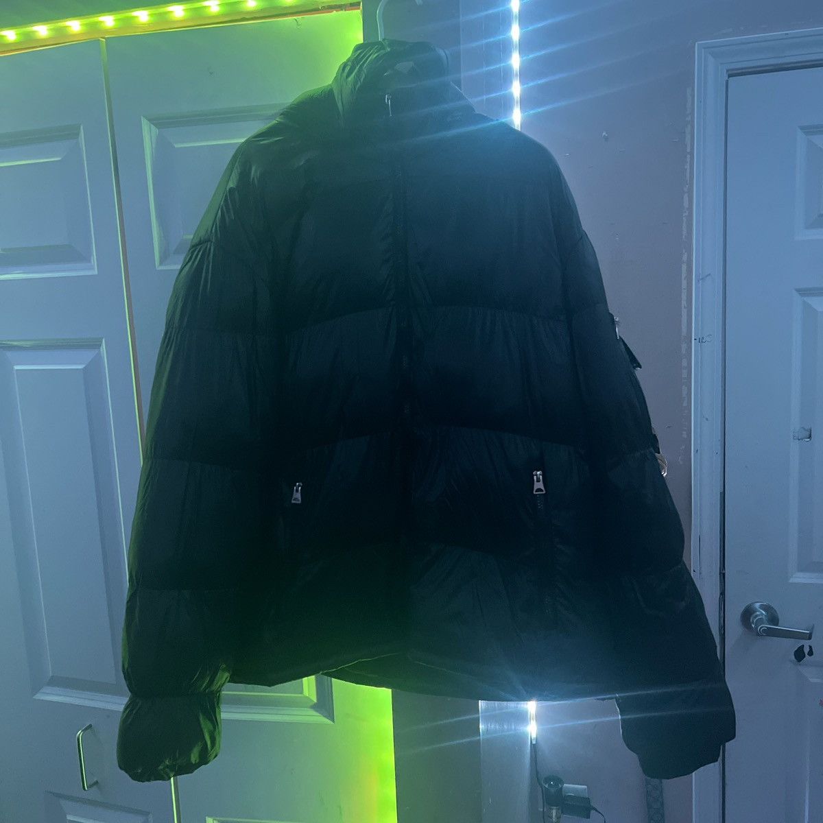 Fashion Nova Black puffer coat Size US L / EU 52-54 / 3 - 1 Thumbnail