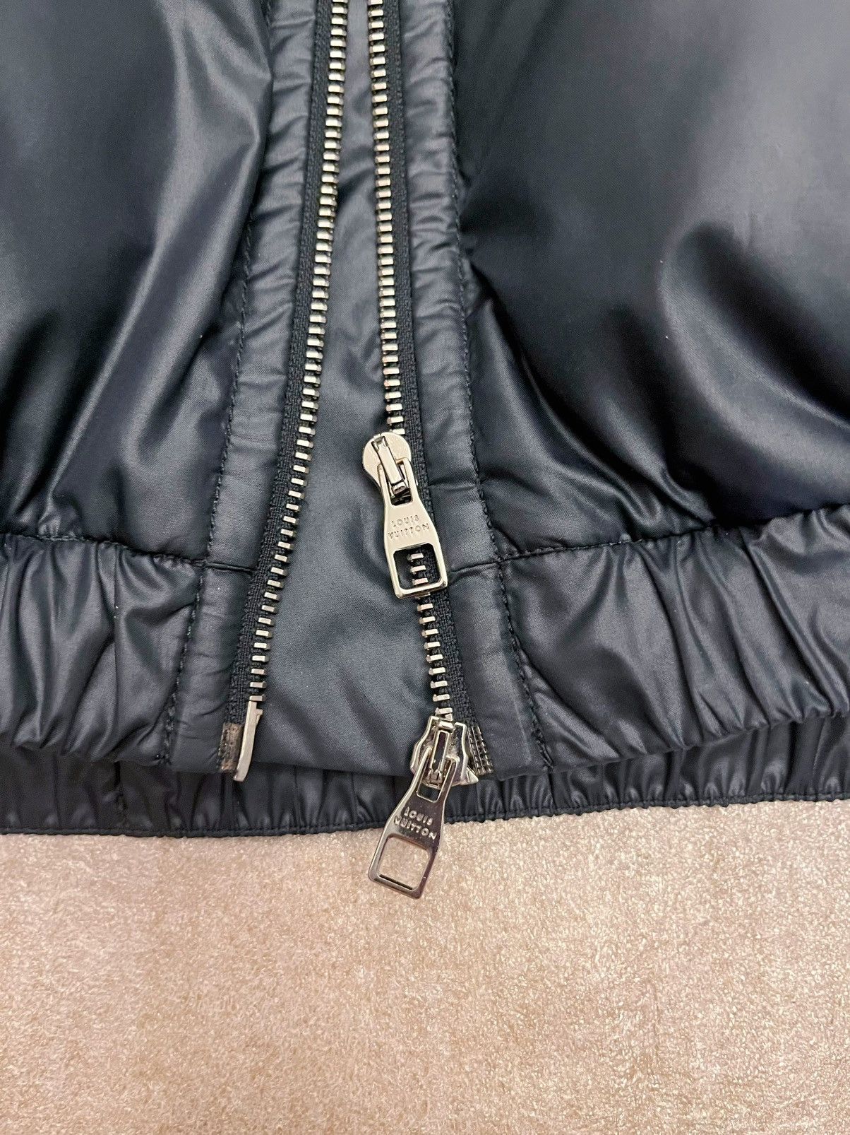 Louis Vuitton Louis Vuitton lightweight down jacket Size US M / EU 48-50 / 2 - 2 Thumbnail