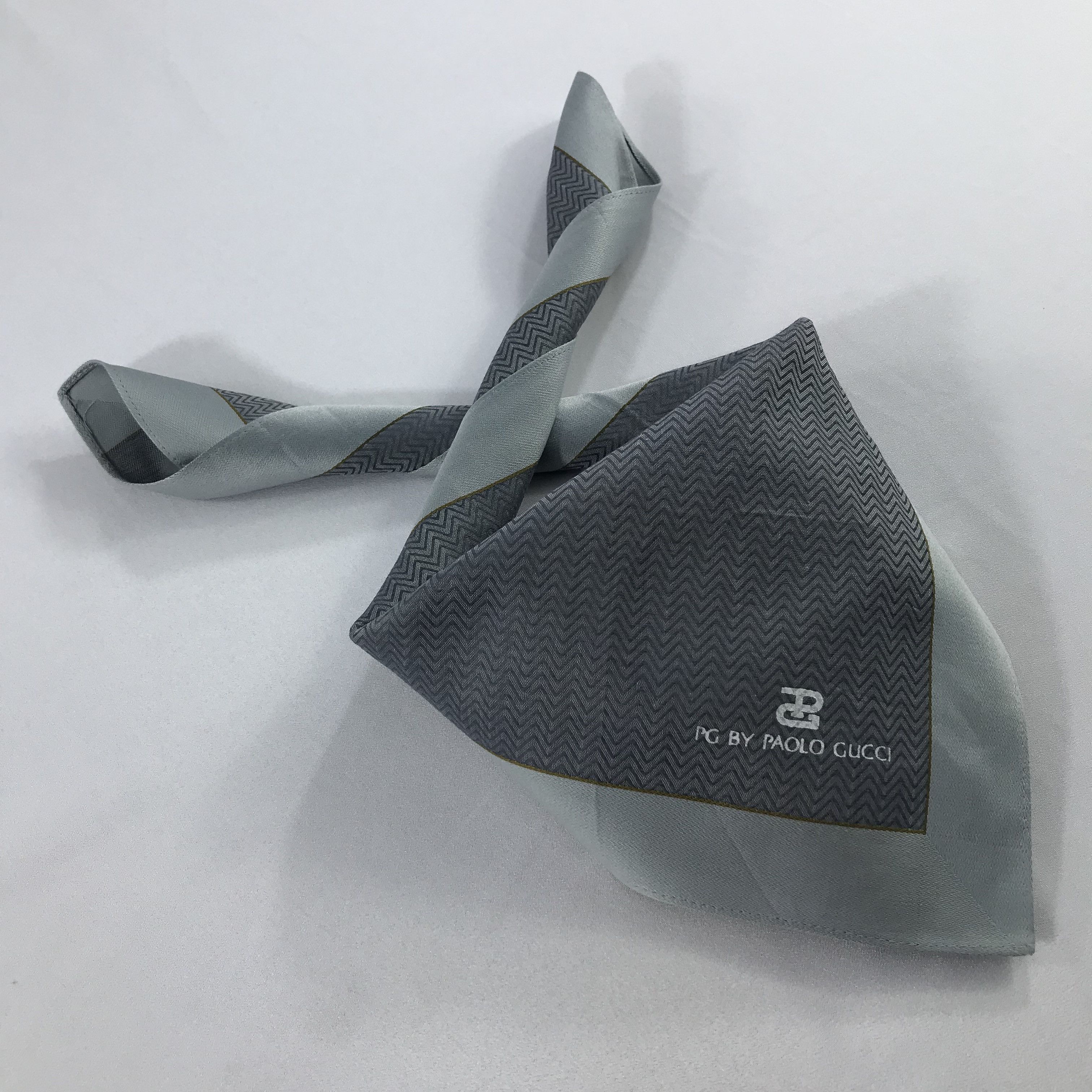 Paolo Gucci × Vintage Paolo Gucci Bandana / Handkerchief / Neckerchief - S2193 Size ONE SIZE - 4 Thumbnail