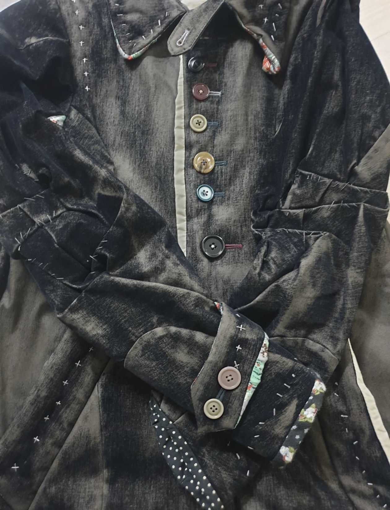 Undercover Undercover 04aw but beautiful runway hand-sewn coat Size US S / EU 44-46 / 1 - 11 Thumbnail
