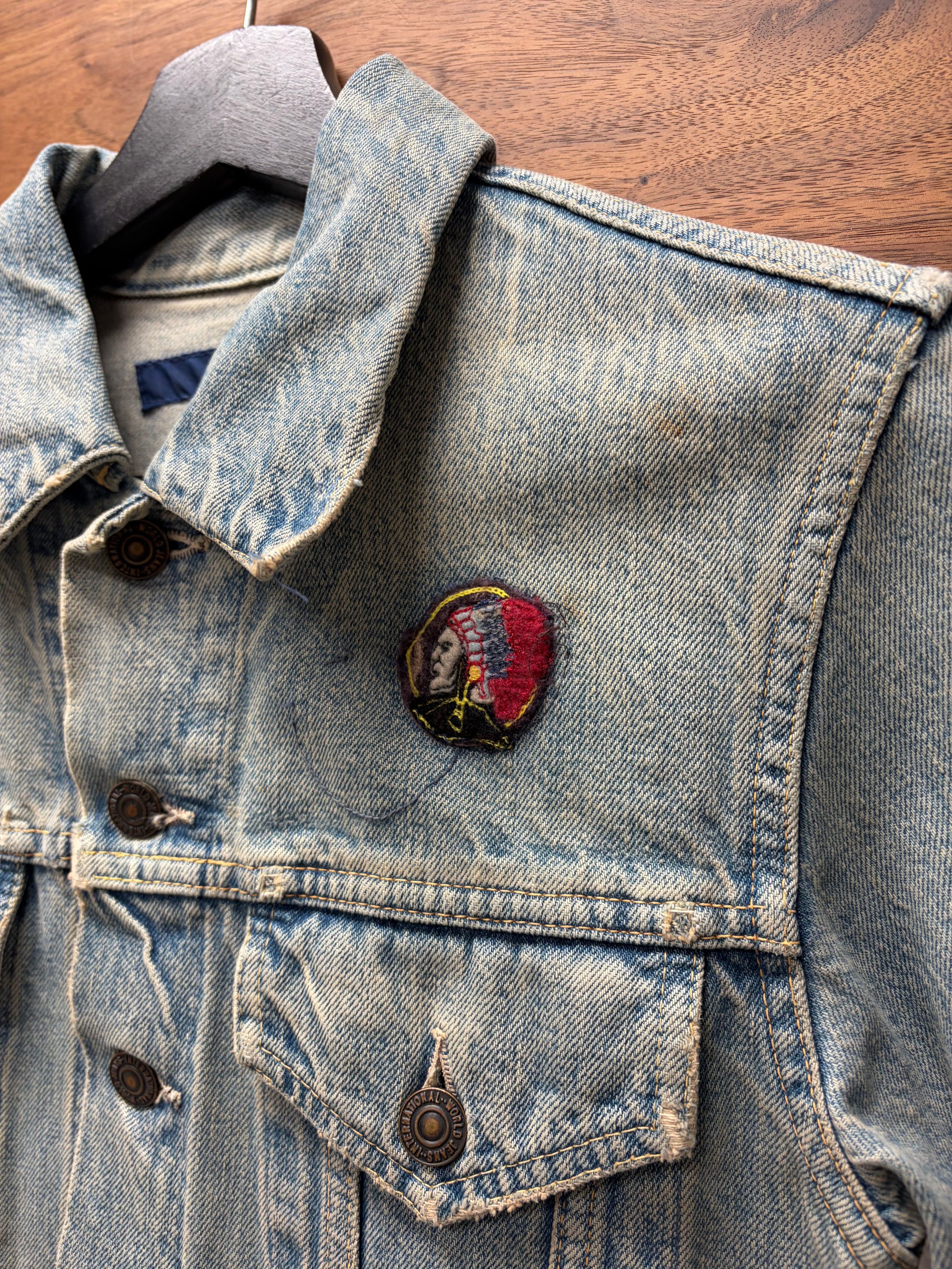 Kapital Kapital ‘Sunrise Puebelo’ Studded Western Style Light Wash Denim Shirt Size US S / EU 44-46 / 1 - 5 Thumbnail
