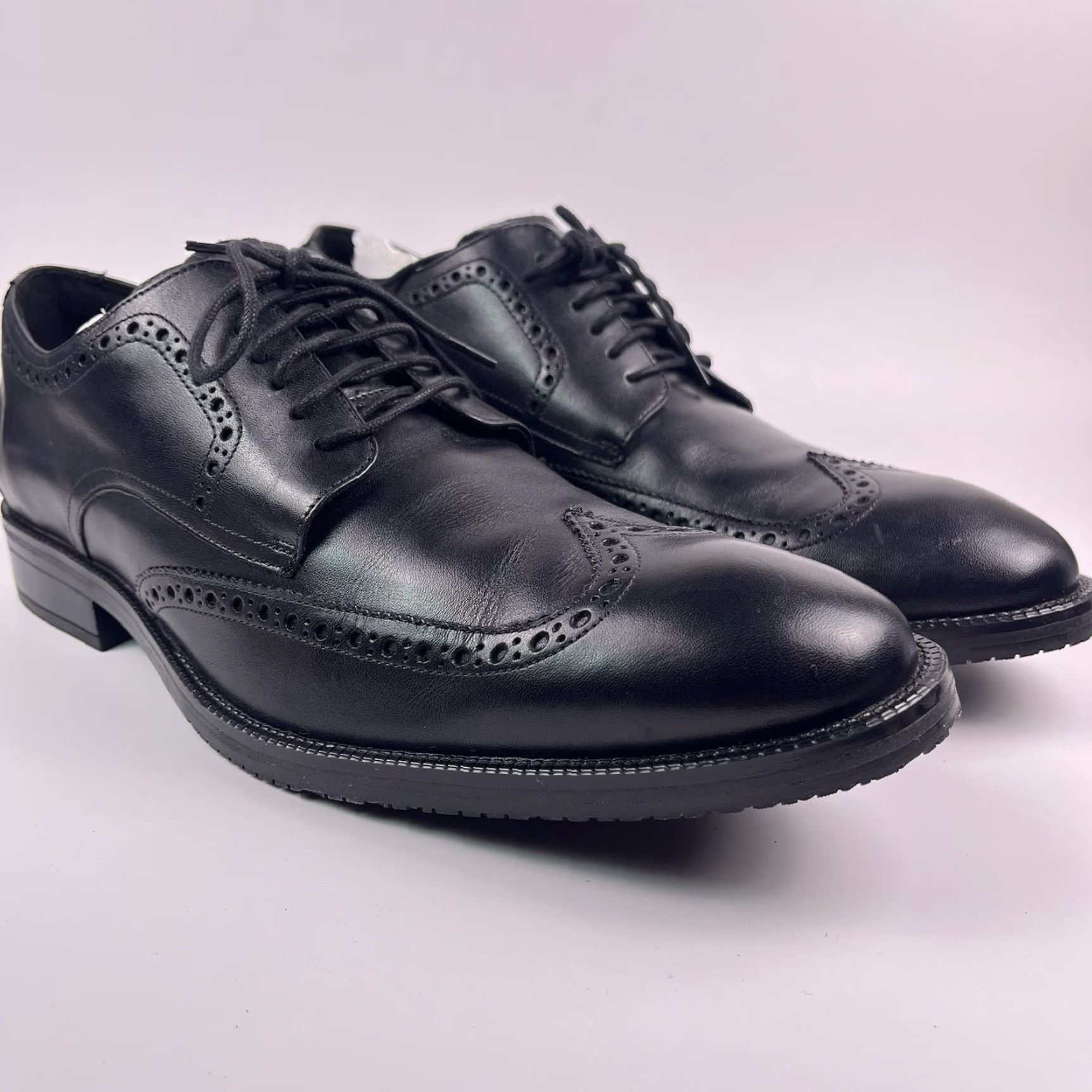 Cole Haan Cole Haan Men's Size 11 Modern Essentials Wingtip Oxford Black C34262 Near Mint Size US 10 / EU 43 - 3 Thumbnail