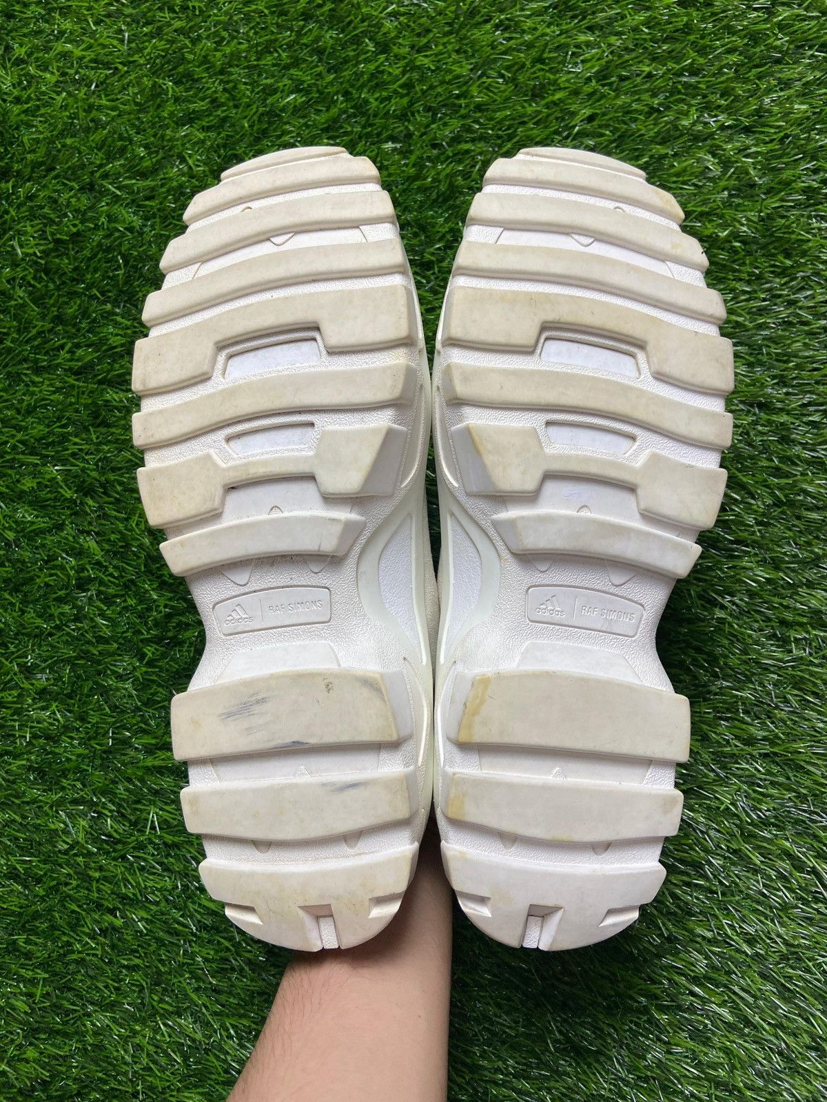 Adidas × Raf Simons Adidas Raf Simons Detroit Runner Talc B22527 Size US 11 / EU 44 - 7 Thumbnail