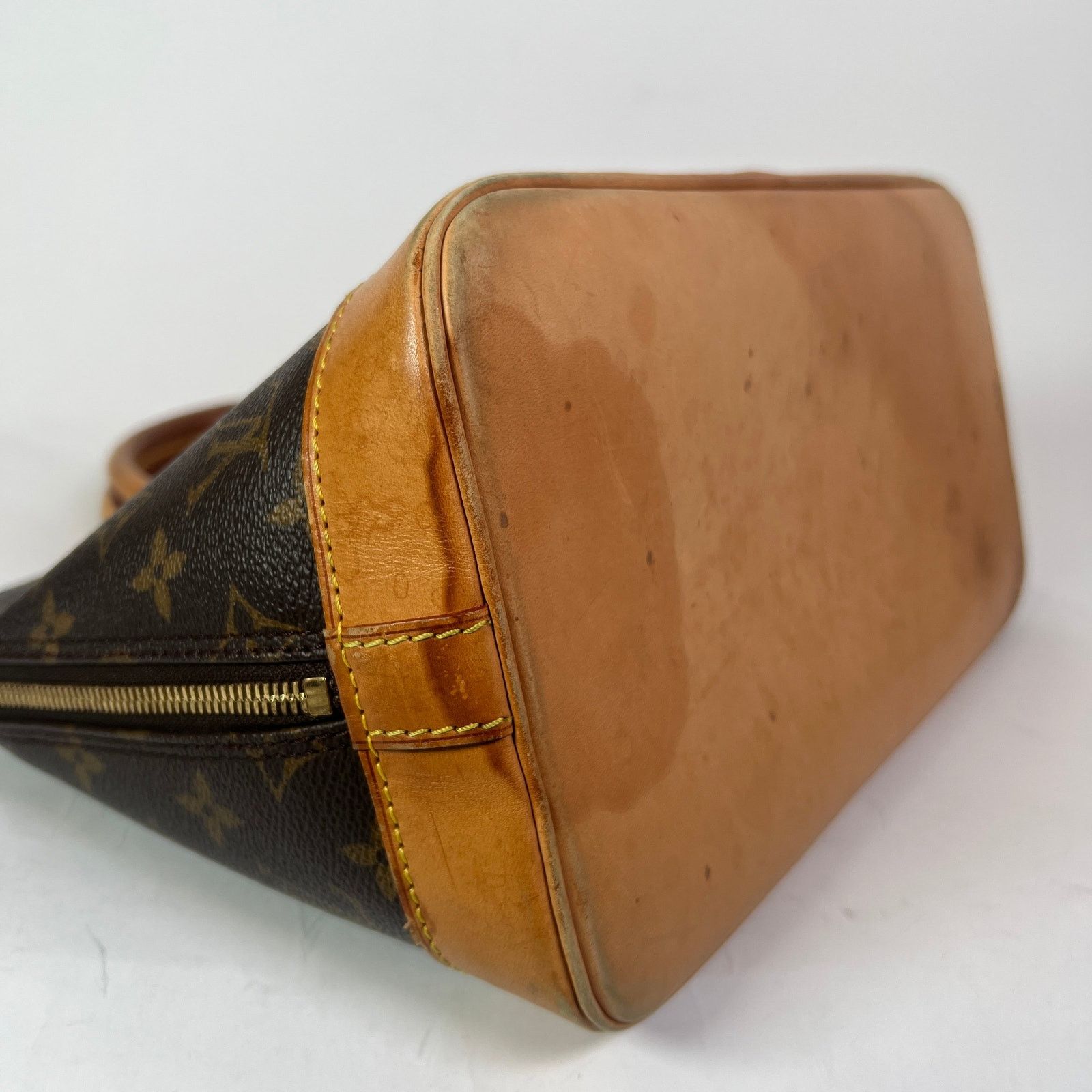 Louis Vuitton Louis Vuitton Vintage Monogram Alma PM Bag Size ONE SIZE - 9 Thumbnail