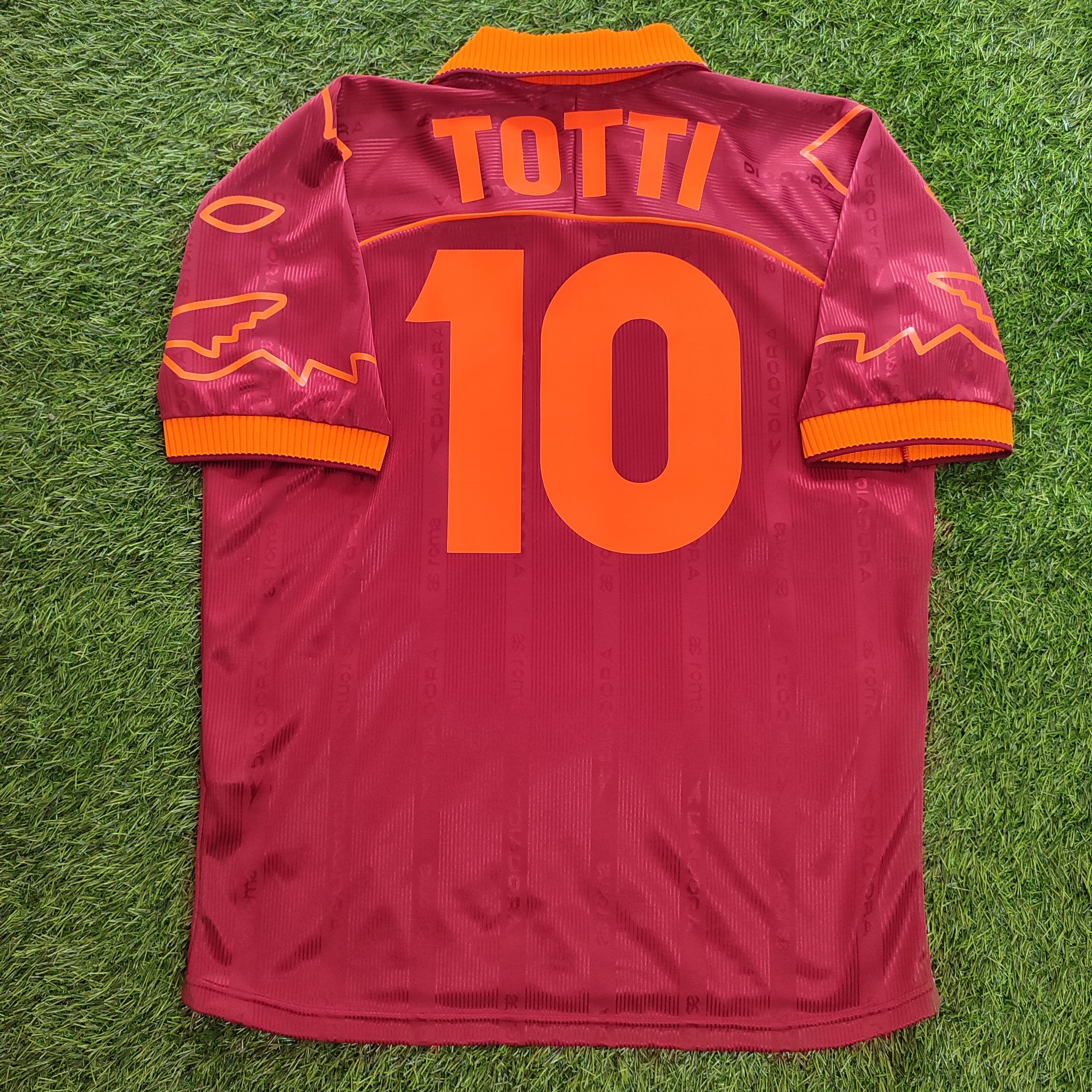 Diadora As Roma Home 1999-00 Totti #10 Soccer Jersey Size US XL / EU 56 / 4 - 2 Thumbnail