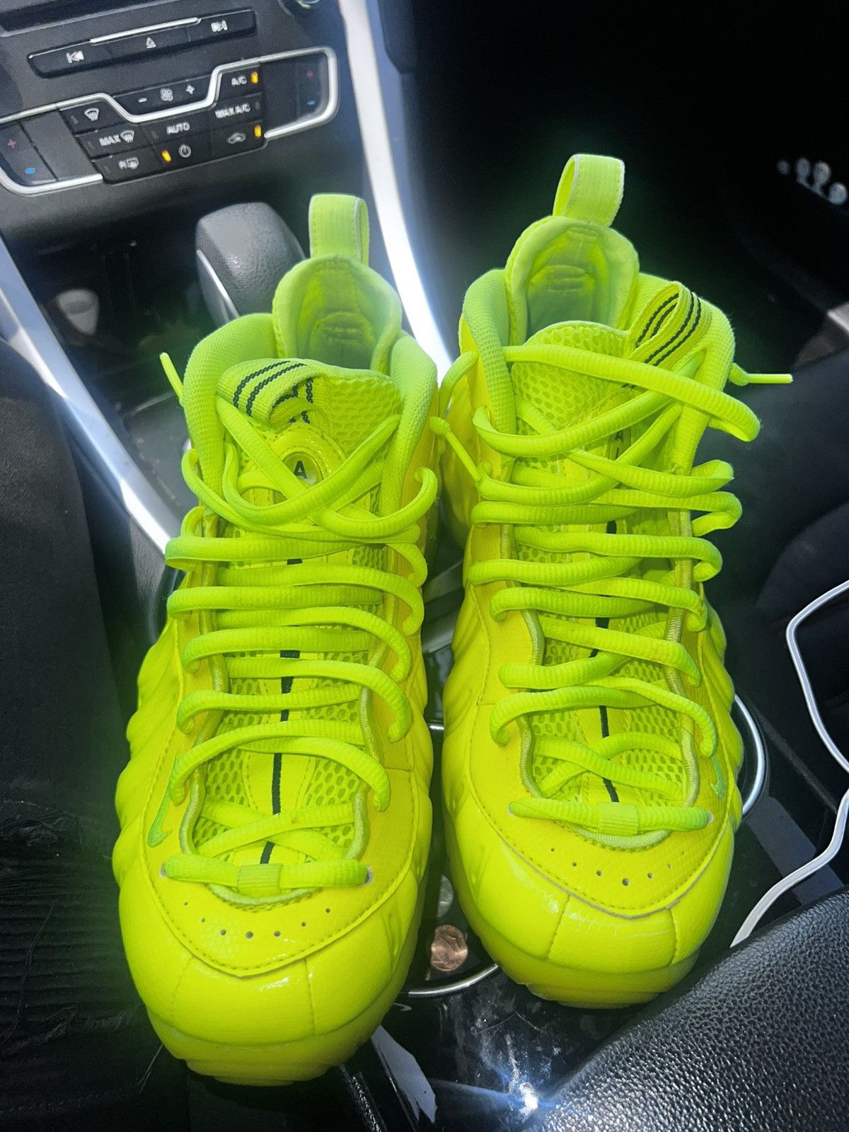 Nike Nike Air Max Foamposite Pro Volt 2014 Size US 9.5 / EU 42-43 - 5 Thumbnail