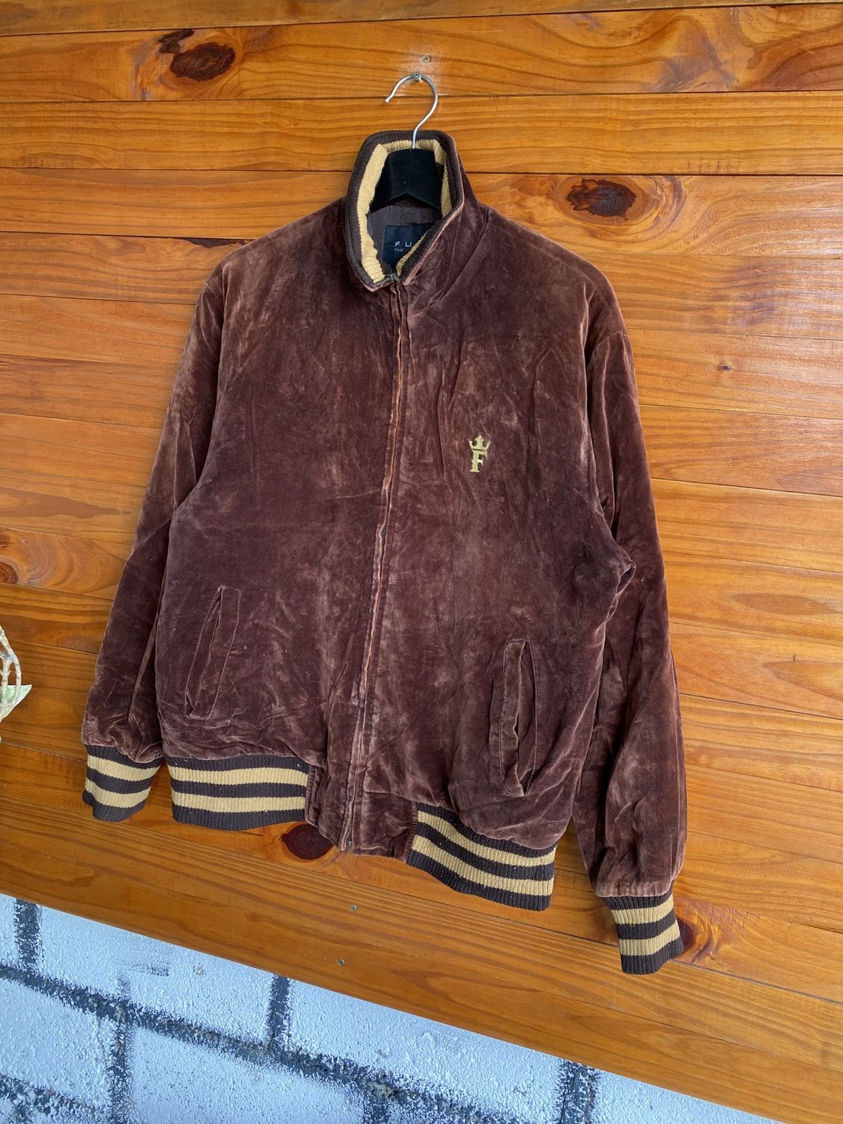 Fubu Vintage FUBU Brown Velvet Bomber Jacket – 90s Hip Hop Size US M / EU 48-50 / 2 - 4 Thumbnail