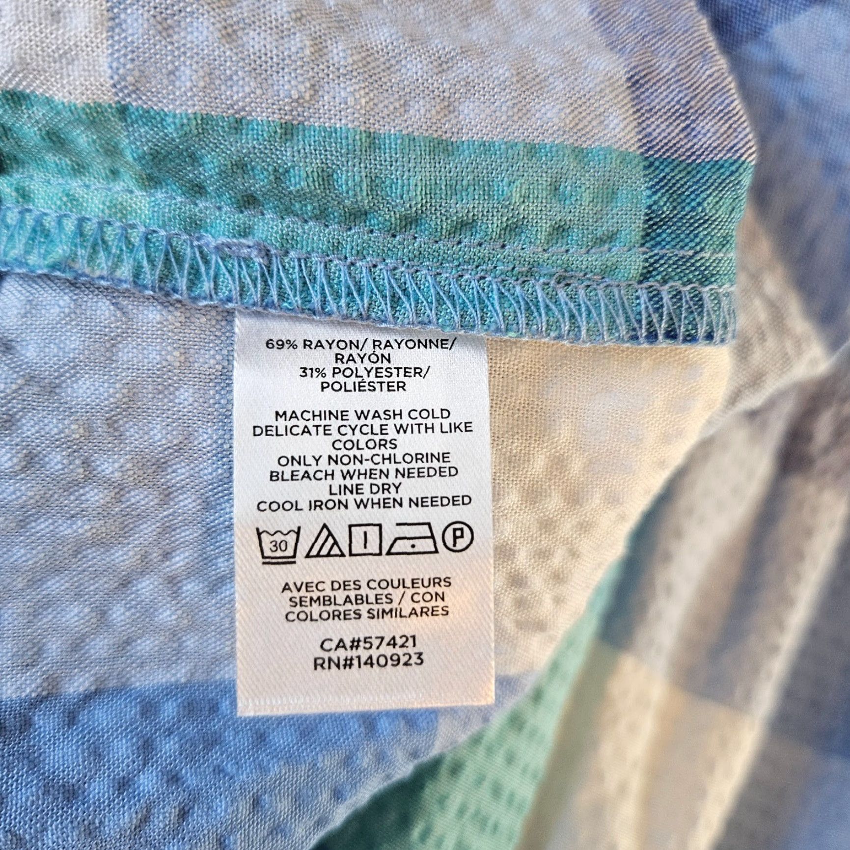 Loft **Ann Taylor LOFT Women's XL Blue Checkered Rayon Blouse** User: Ann Taylor LOFT Women's XL Blue Checkered Rayon Blouse Size XL / US 12-14 / IT 48-50 - 4 Thumbnail
