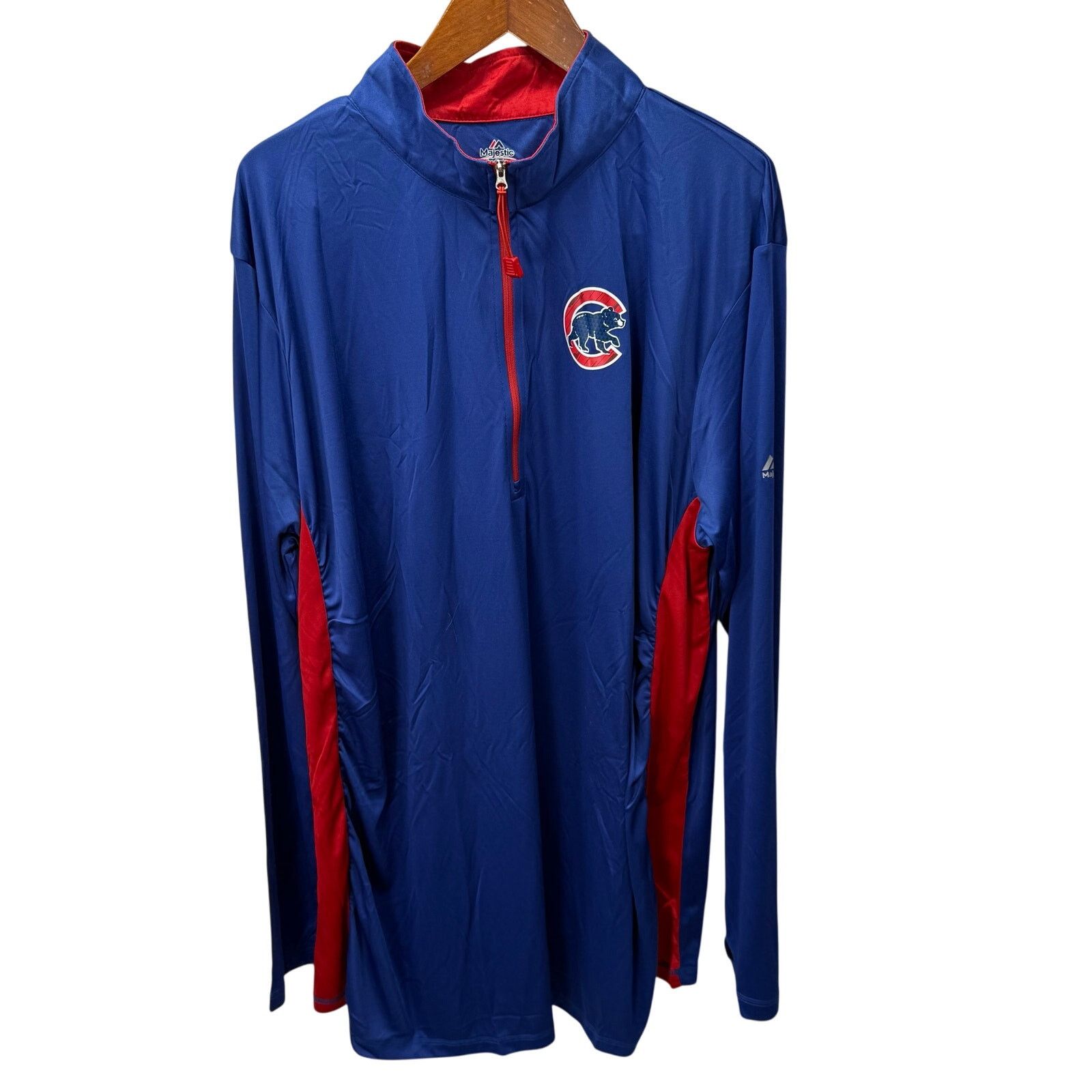 Majestic Majestic Women’s Plus Size 4X Cool Base MLB Top NEW # G697 Size 4XL / US 24-26 - 7 Thumbnail