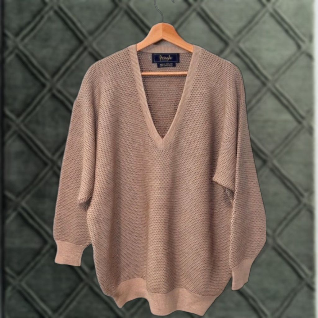 Pringle Of Scotland VINTAGE Pringle of Scotland Sweater Mens 2XL V-Neck Lambswool Beige 100% Wool Classic Knit Pullover Size US XXL / EU 58 / 5 - 1 Thumbnail