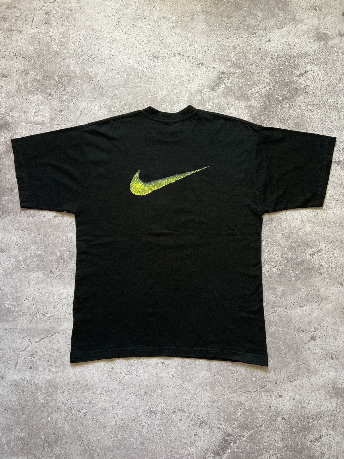 Nike Vintage 90s Nike Center Swoosh Borussia Dortmund Tee Soccer Size US L / EU 52-54 / 3 - 2 Thumbnail
