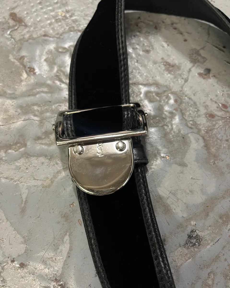 Yves Saint Laurent 2000s Yves Saint Laurent Black Hobo Bag Size ONE SIZE - 7 Thumbnail