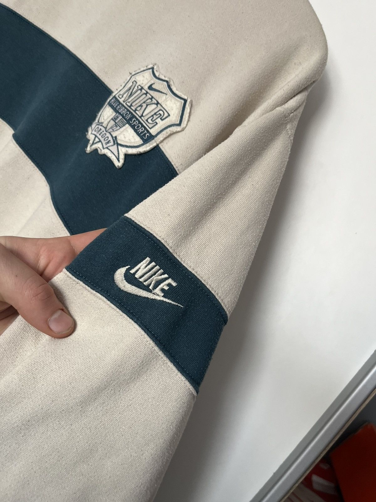 Nike × Vintage Vintage 90’s Nike Blue Ribbon Sports Oregon College Sweater Size US M / EU 48-50 / 2 - 3 Thumbnail