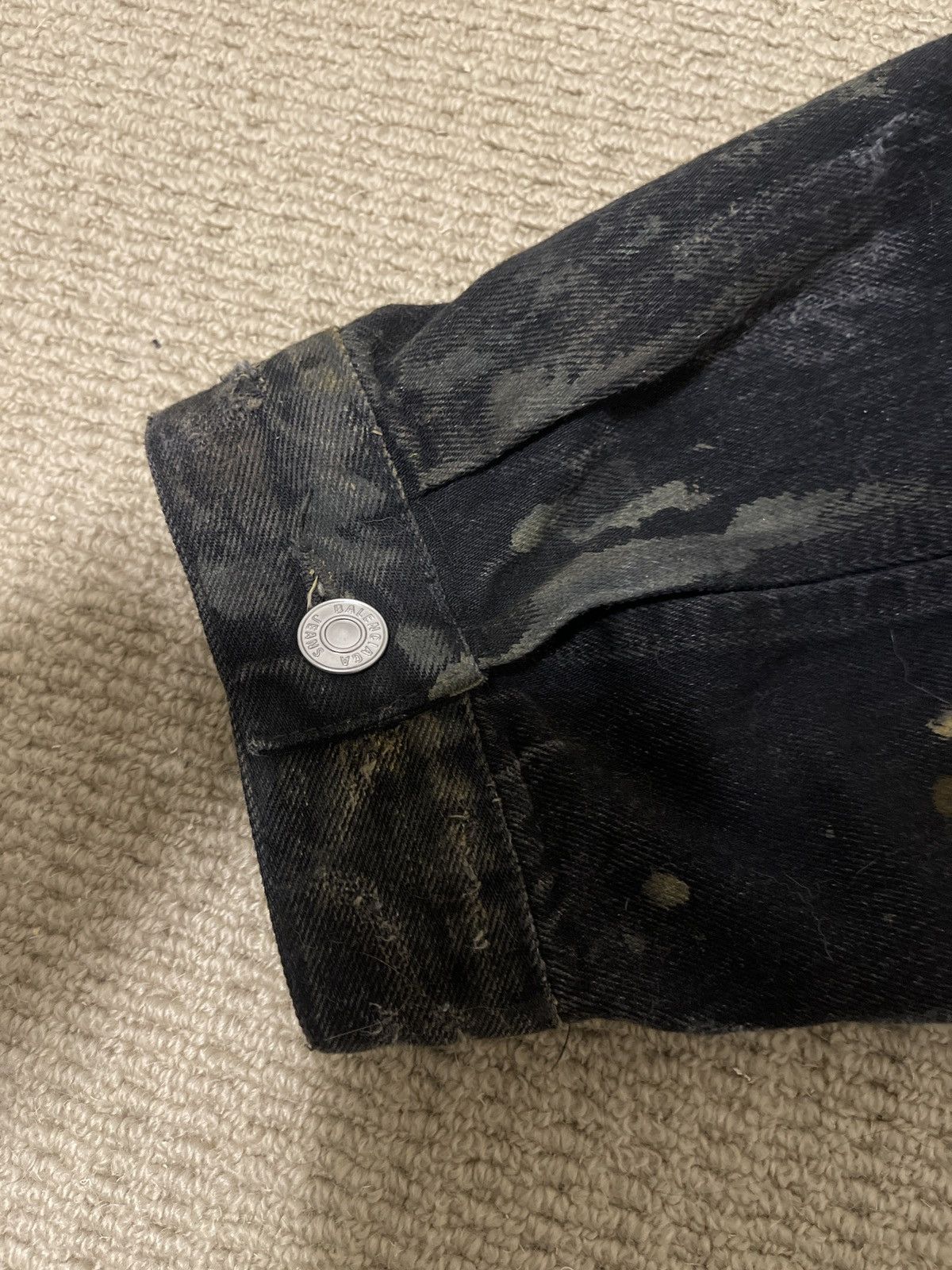 Balenciaga 2024 mud show distressed slashed black denim jacket Size US XL / EU 56 / 4 - 6 Thumbnail