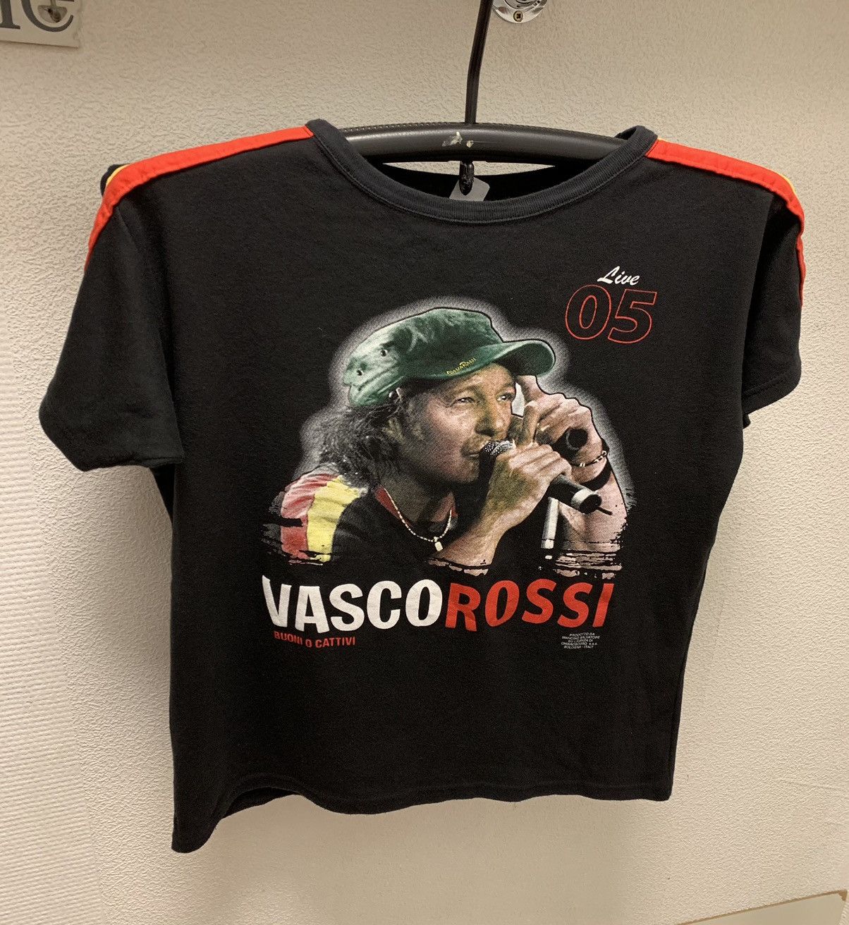 Band Tees Vasco Rossi buoni o cattivi vintage tour t-shirt 2005 L sz Size US XL / EU 56 / 4 - 1 Thumbnail