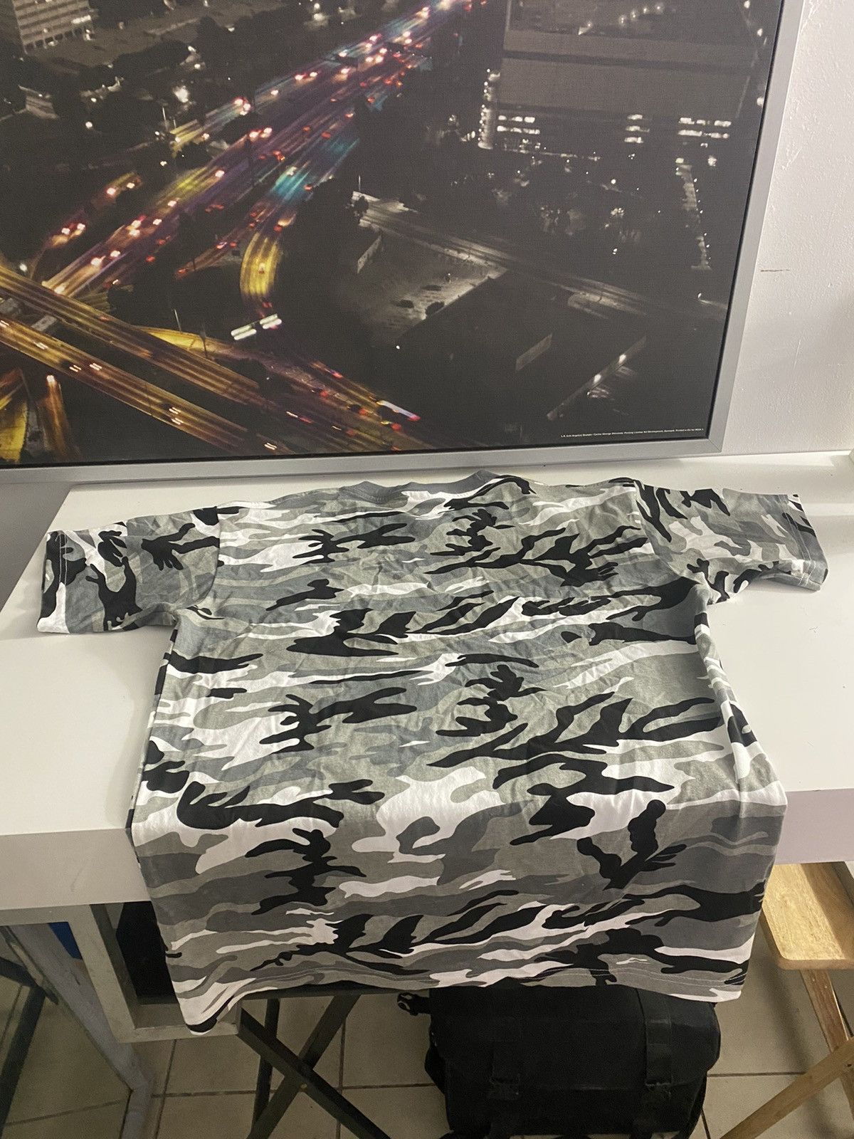 Other Grey Camo Tee Size US L / EU 52-54 / 3 - 2 Thumbnail