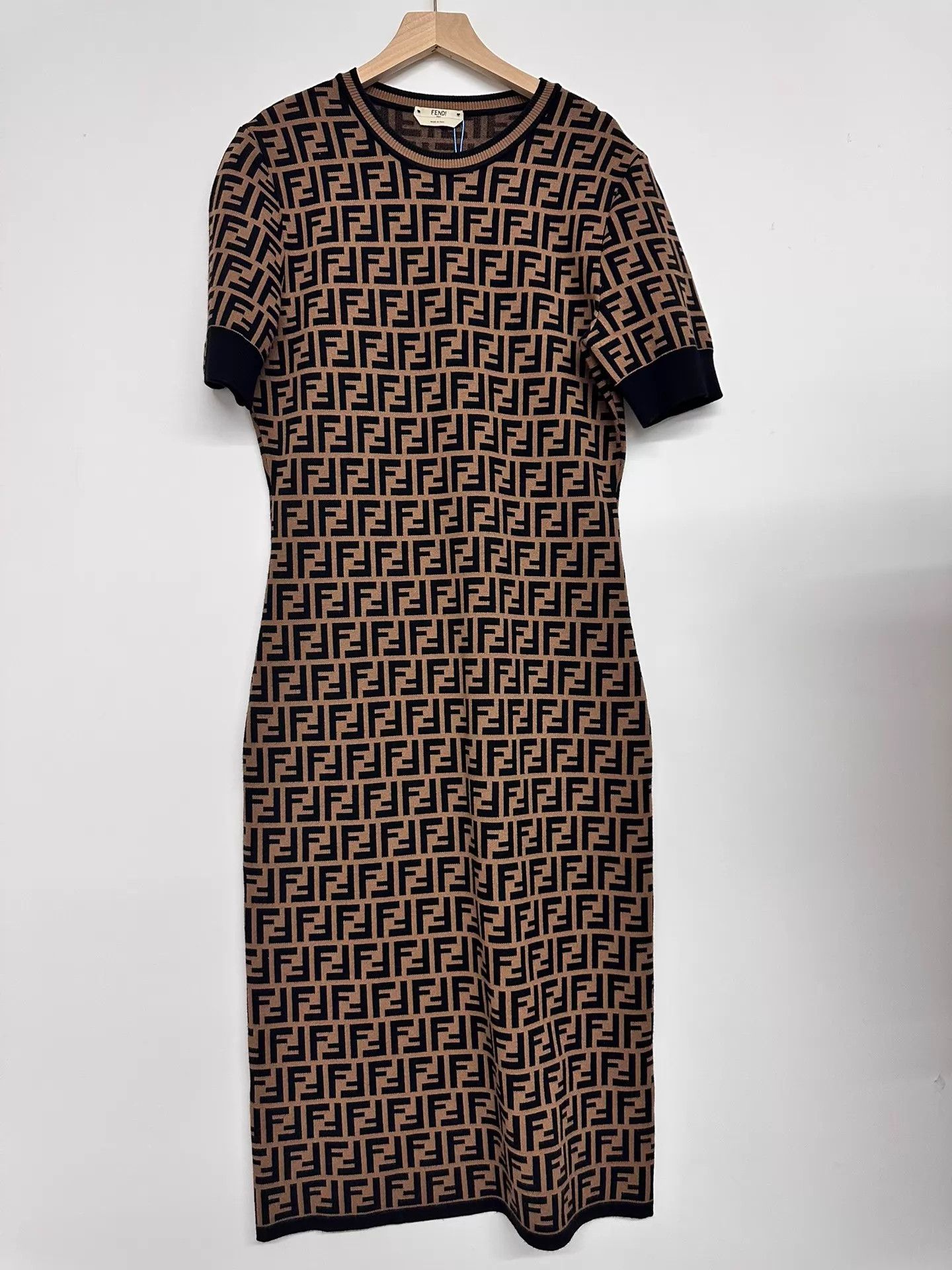Fendi Fendi 44 women's dress Size M / US 6-8 / IT 42-44 - 1 Thumbnail