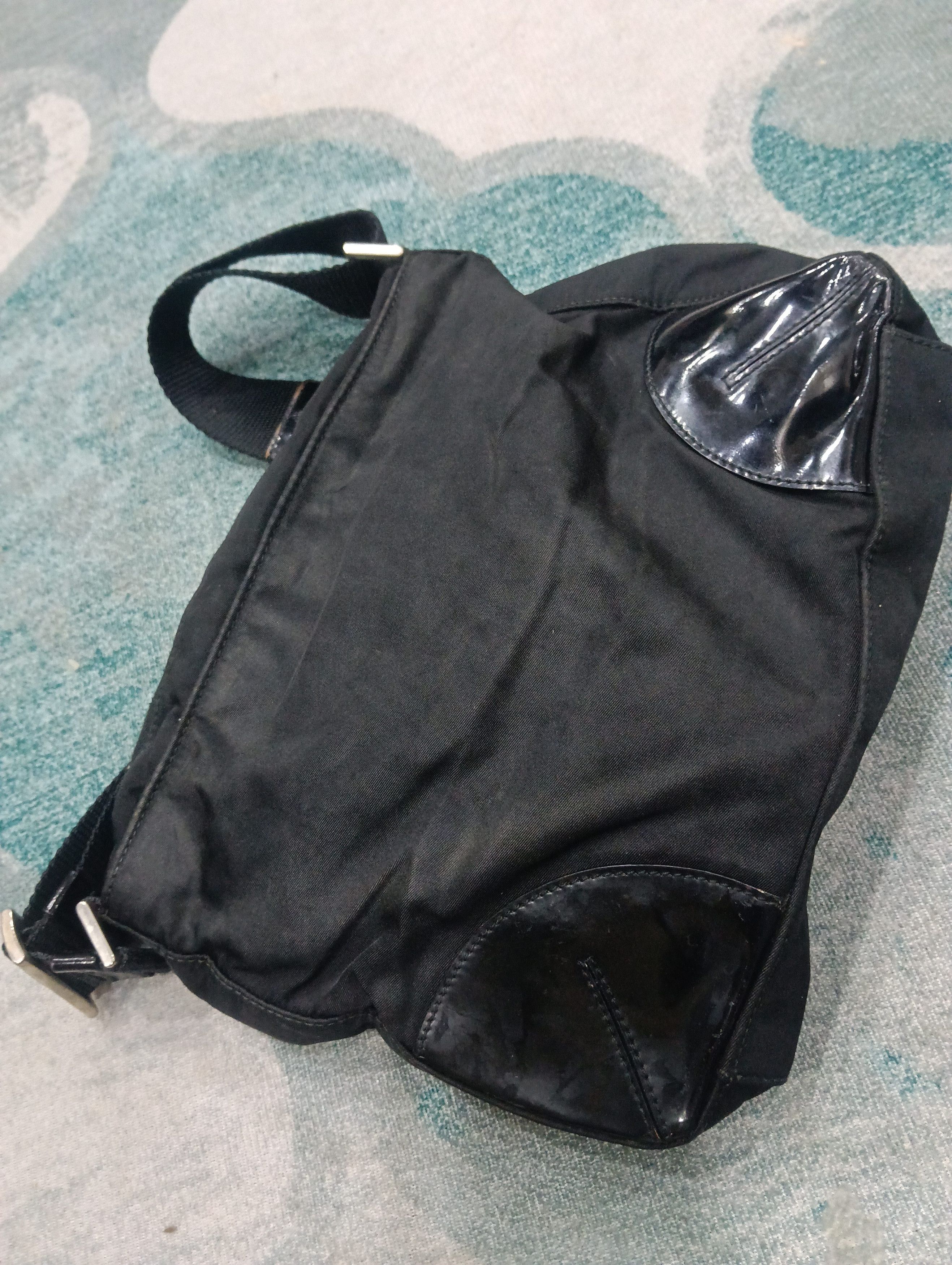 Prada × Vintage Prada Slingbag Size ONE SIZE - 14 Thumbnail