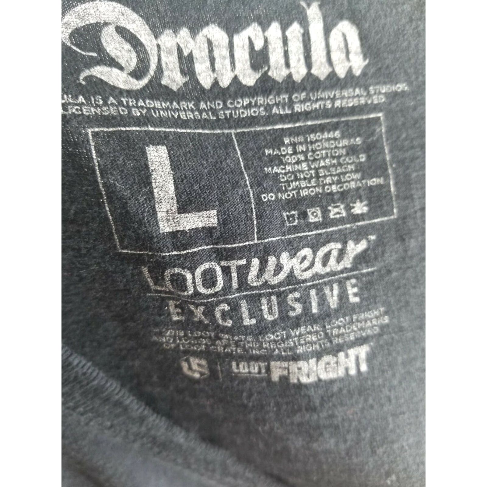 Vintage Loot Crate Dracula Love Sucks Graphic T Shirt Black Mens Short Sleeve Large Size US L / EU 52-54 / 3 - 4 Thumbnail