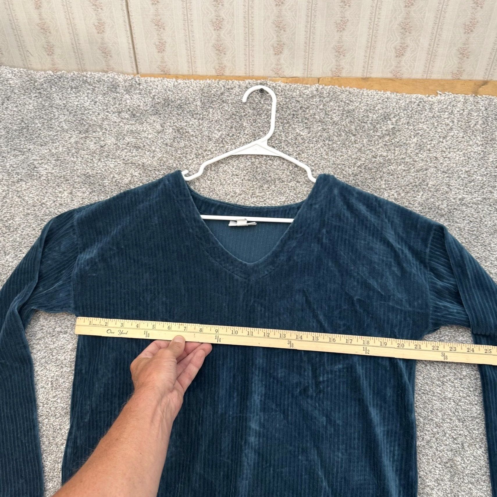 J. Jill J Jill Pullover Top Blouse Tall M V-Neck Long Sleeve Ribbed Velour Easy Care Blue Womens Size M / US 6-8 / IT 42-44 - 3 Thumbnail