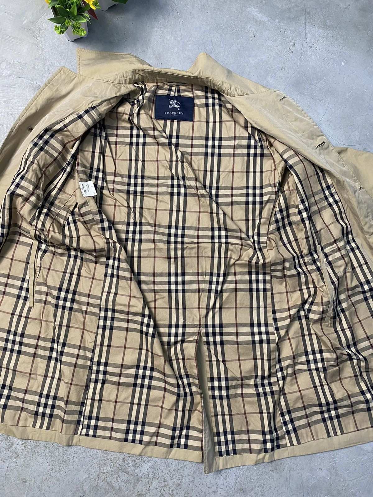 Burberry Vintage Burberry Nova Check Long Trench Coat Size US L / EU 52-54 / 3 - 6 Thumbnail