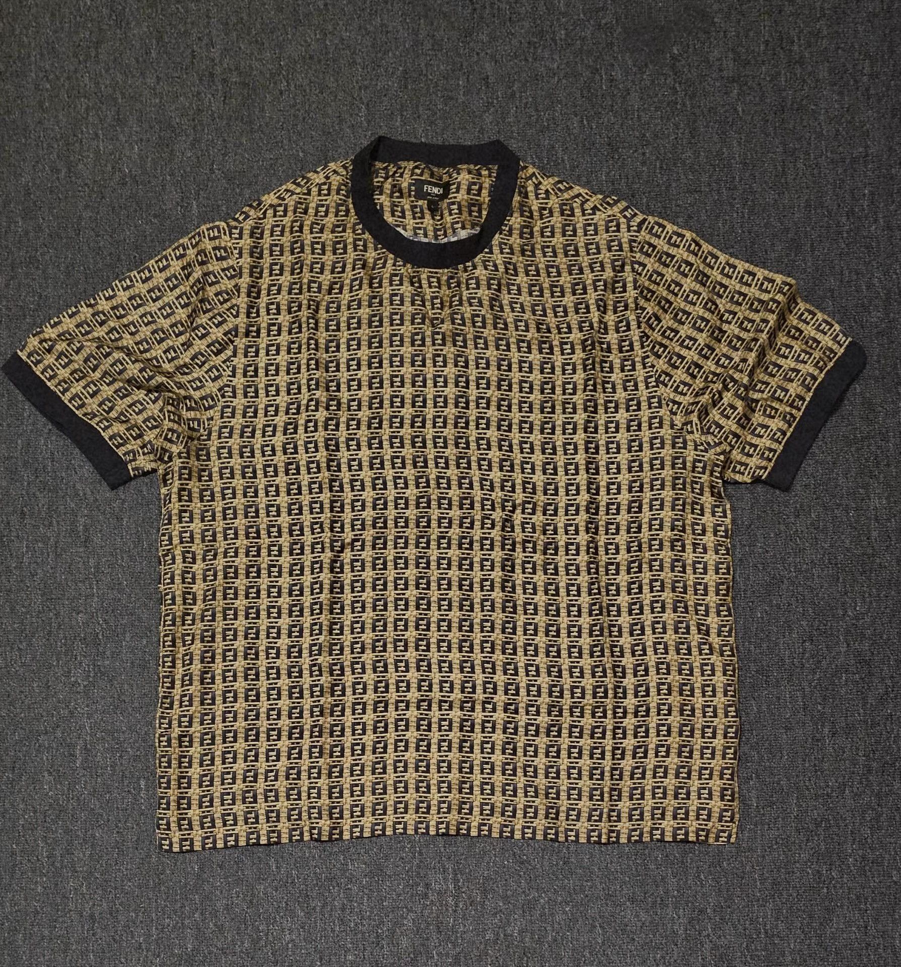 Fendi Fendi gold silk T-shirt Size US L / EU 52-54 / 3 - 1 Thumbnail