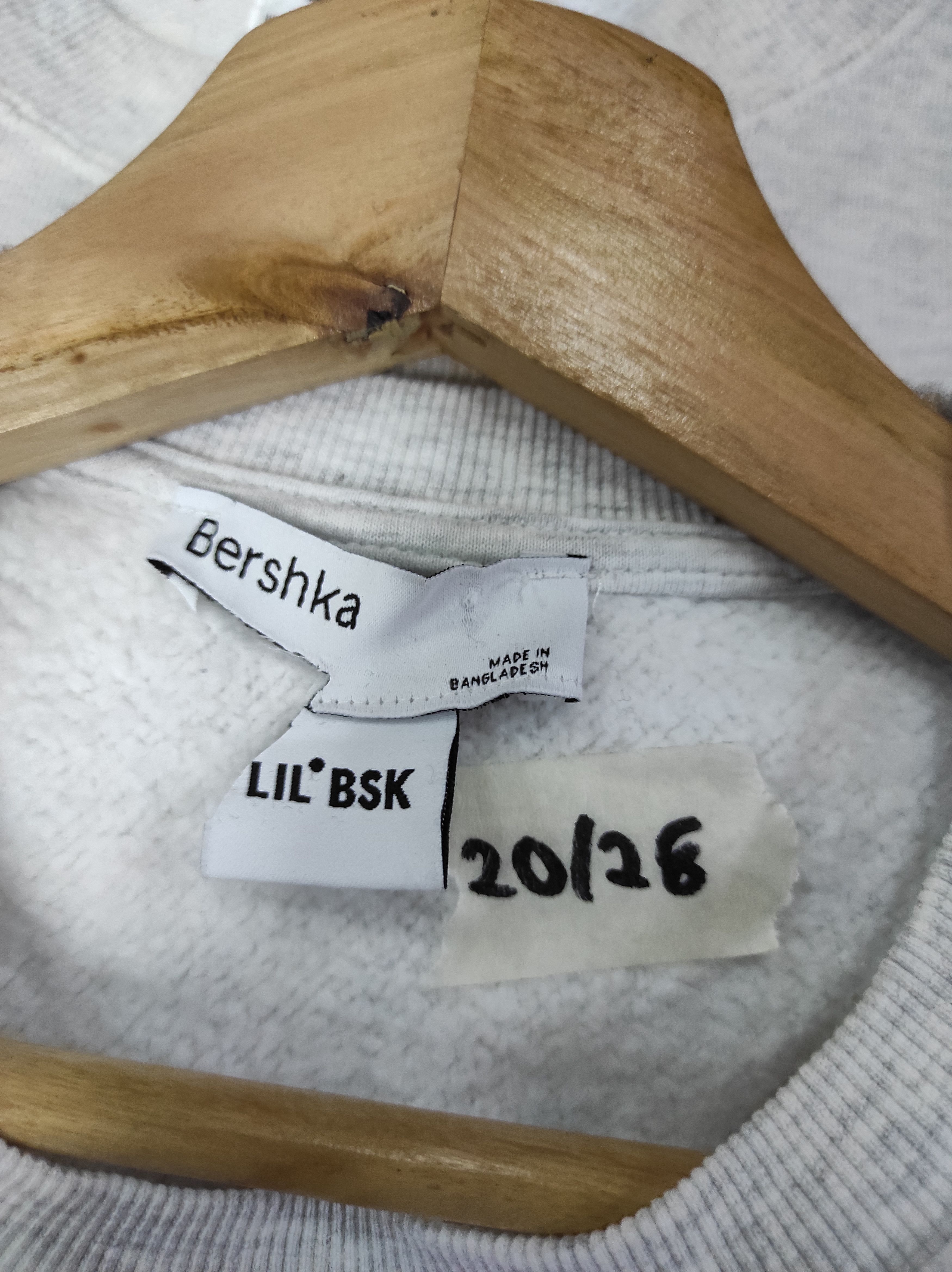 BERSHKA MORE BIG LOGO SWEATSHIRT