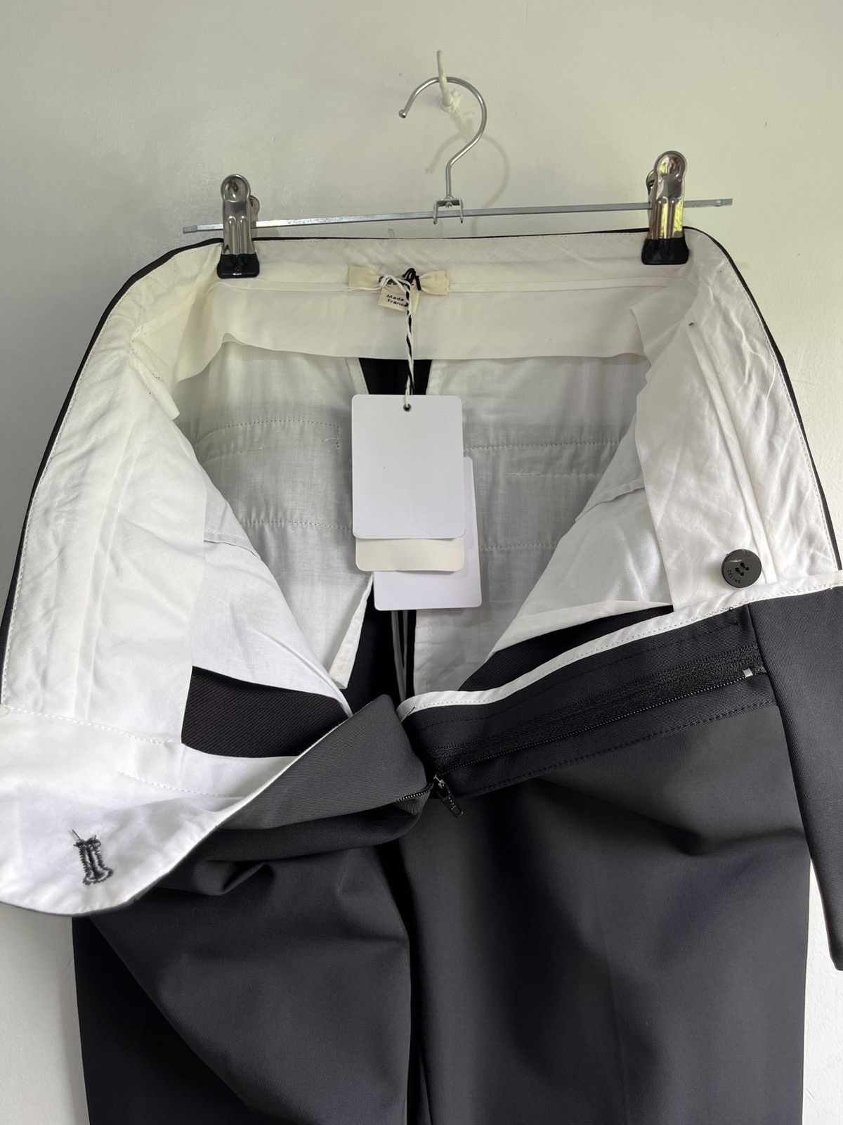 Celine SAMPLE Piece Lightweight Stretch Nylon Slim-Fit Pants. Size 26" / US 2 / IT 38 - 10 Thumbnail
