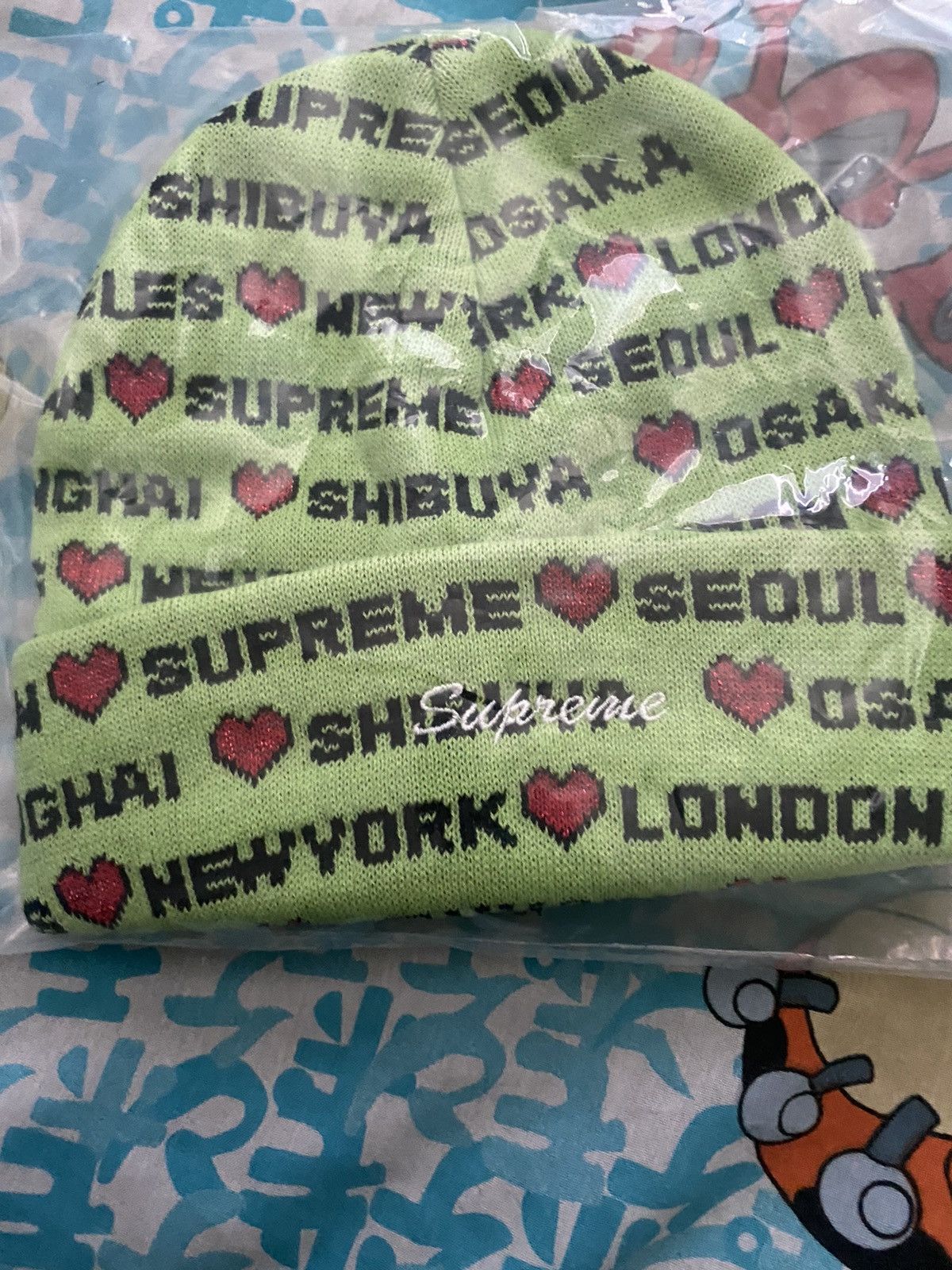 Supreme Supreme Hearts Beanie Lime FW24 Size ONE SIZE - 3 Thumbnail