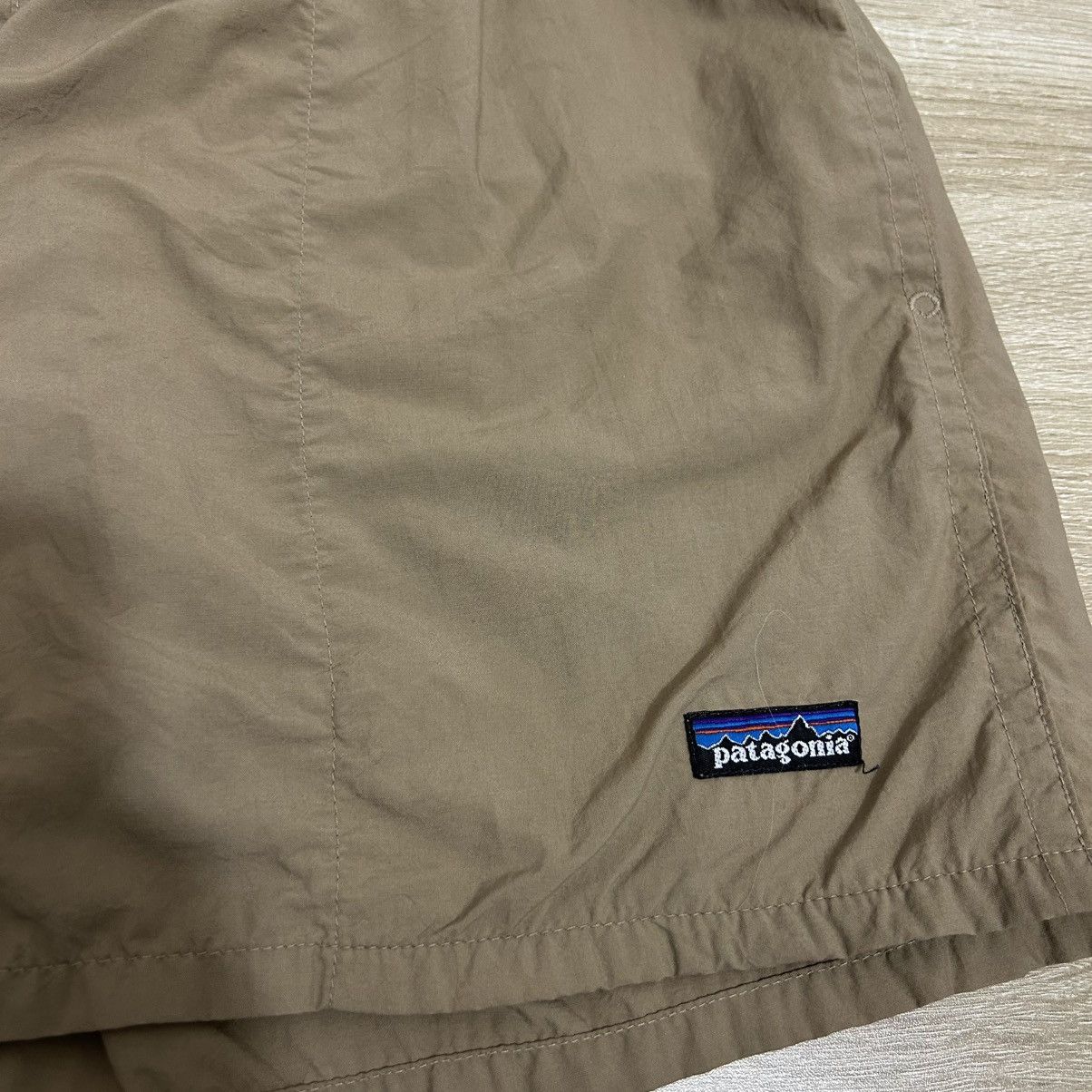Patagonia PATAGONIA BEIGE BAGGIES 5’ SHORT VINTAGE 1998 Size US 34 / EU 50 - 2 Thumbnail