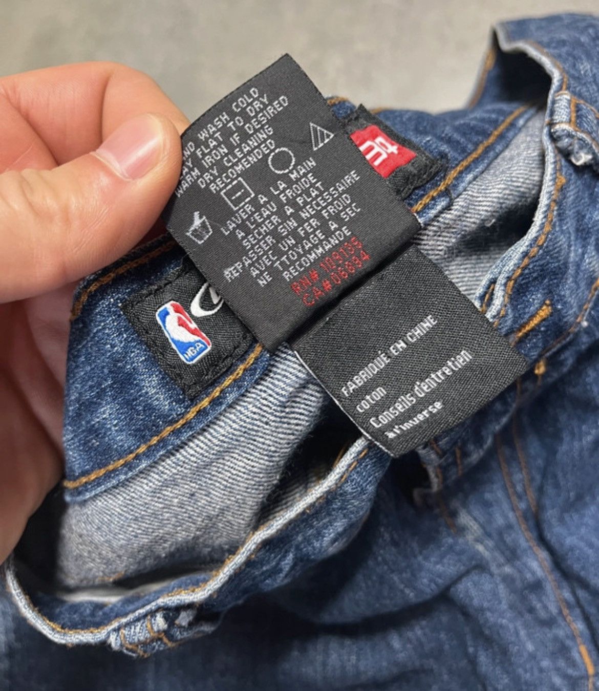 Other UNK NBA Cavaliers 23 Baggy Denim Size 34 Y2K Size US 34 / EU 50 - 12 Thumbnail