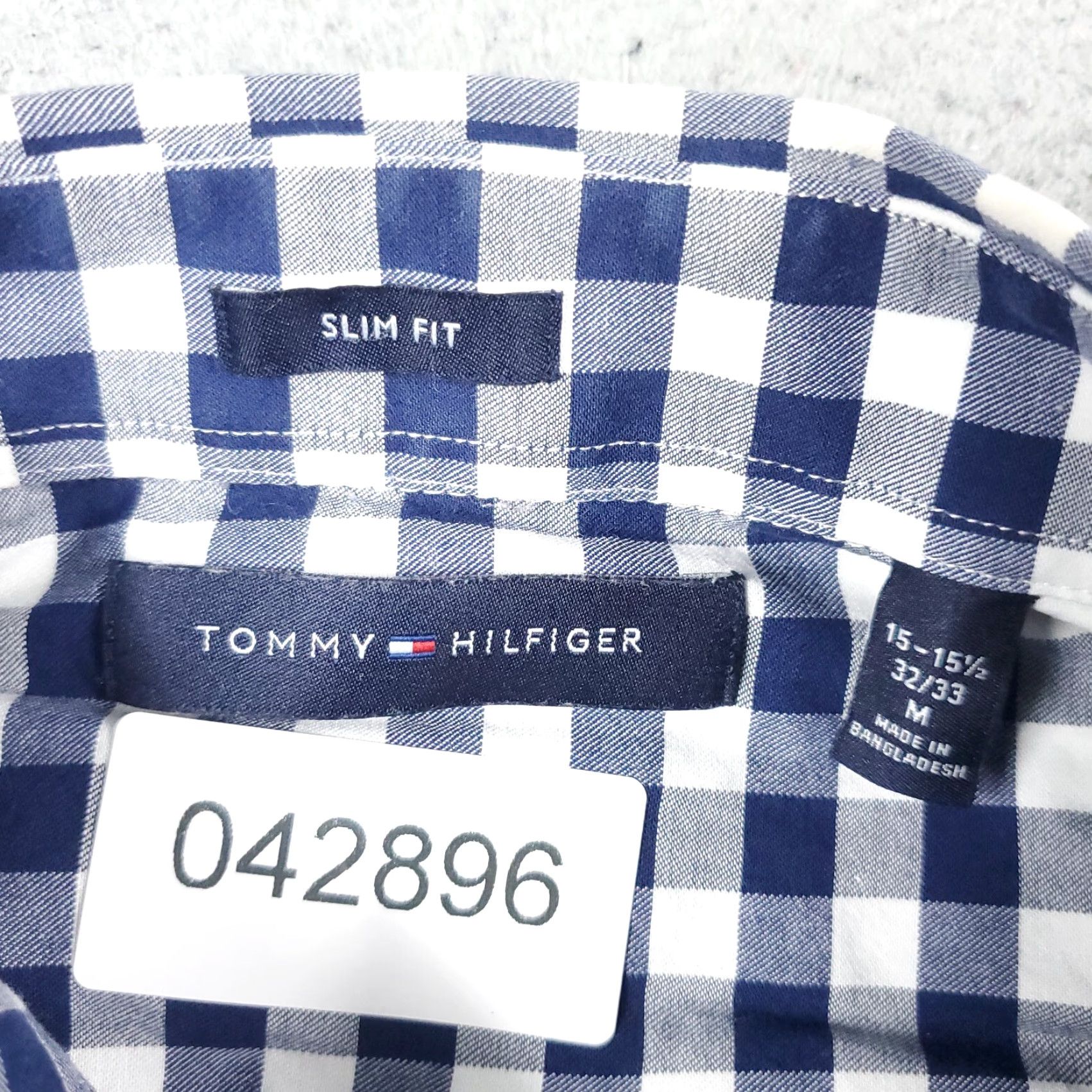 Tommy Hilfiger VINTAGE Tommy Hilfiger Shirt Mens Medium Blue Check Casual Button Up Long Sleeve Size US M / EU 48-50 / 2 - 6 Thumbnail
