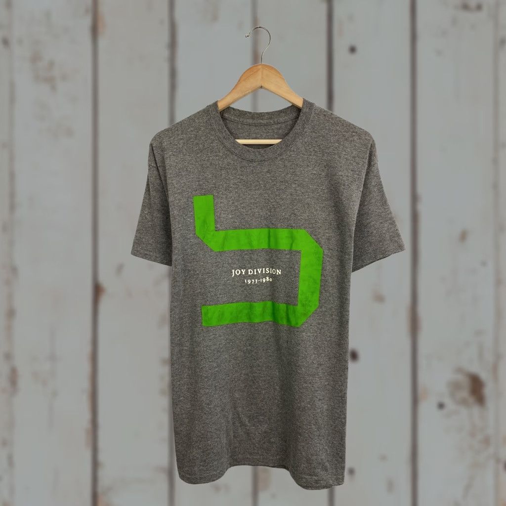 Vintage VINTAGE Joy Division T-Shirt Rock Band 1977 1980 Gray M Mens Shirt Short Sleeve Unisex? Size US M / EU 48-50 / 2 - 1 Thumbnail