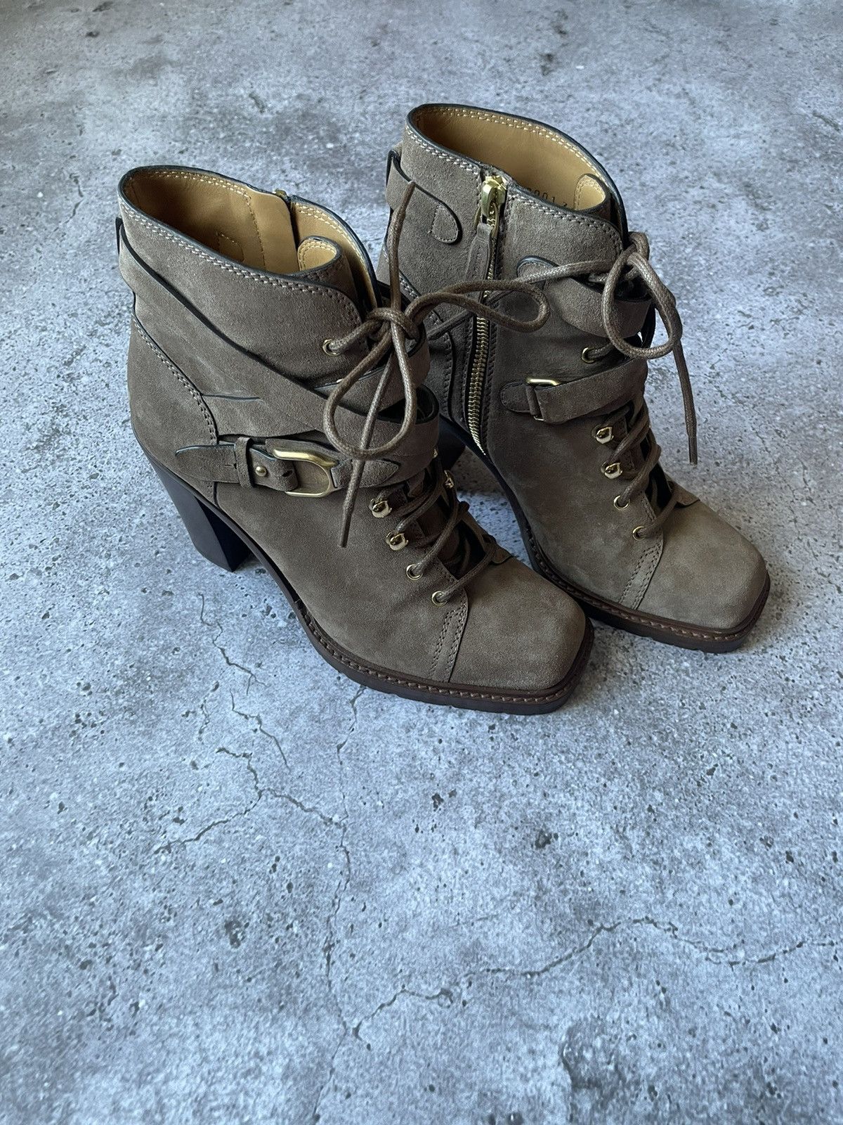 Ralph Lauren Purple Label Ralph Lauren Purple Label Evarista Suede Lace-Up Boots Taupe Size US 6.5 / IT 36.5 - 2 Thumbnail