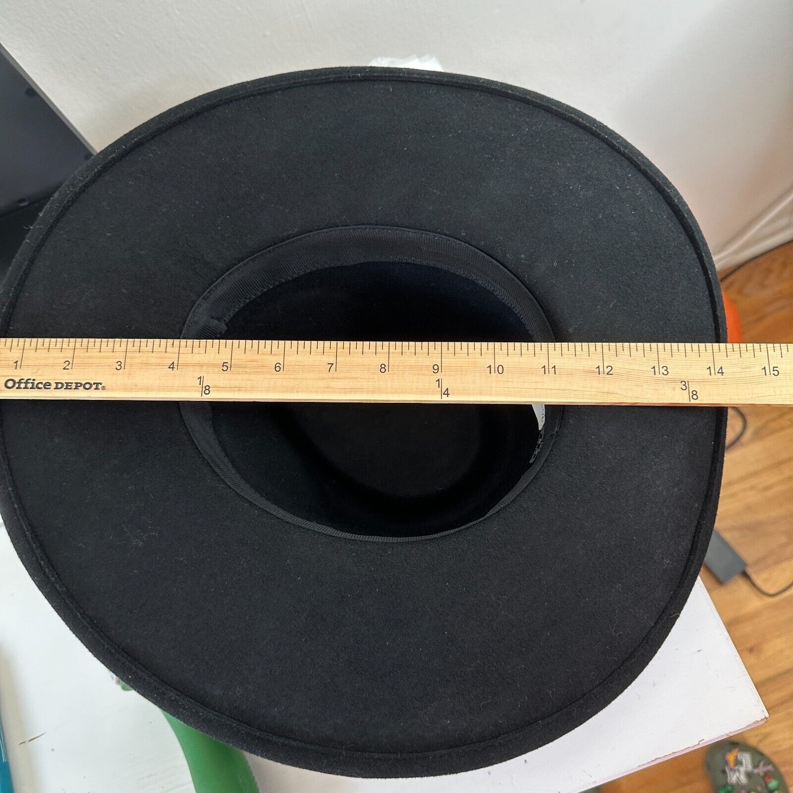 Other NWOT Black Teardrop Round Wide Brim Wool Fedora Unisex Size ONE SIZE - 16 Thumbnail