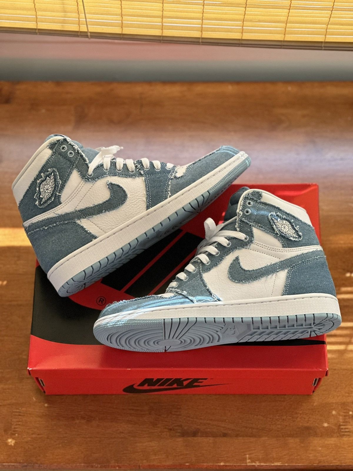 Jordan Brand Nike Air Jordan 1 Retro High OG W Denim Size US 8.5 / EU 41-42 - 3 Thumbnail