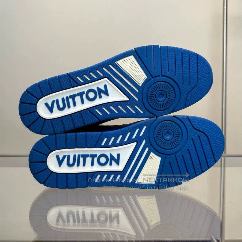 Louis Vuitton Louis Vuitton Trainer White and Blue Embossed Full Print s Size US 8 / EU 41 - 7 Thumbnail