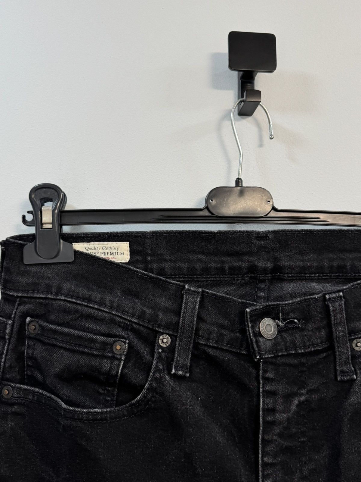 Levi's × Vintage Levi’s Vintage Pants Skinny Taper 33/32 Size US 33 - 10 Thumbnail