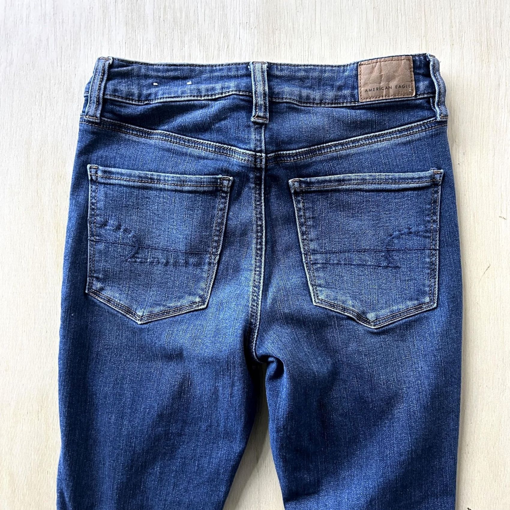 American Eagle Outfitters American Eagle Outfitters Womens 6 Short Blue Distressed Skinny Jeans Size 28" / US 6 / IT 42 - 4 Thumbnail