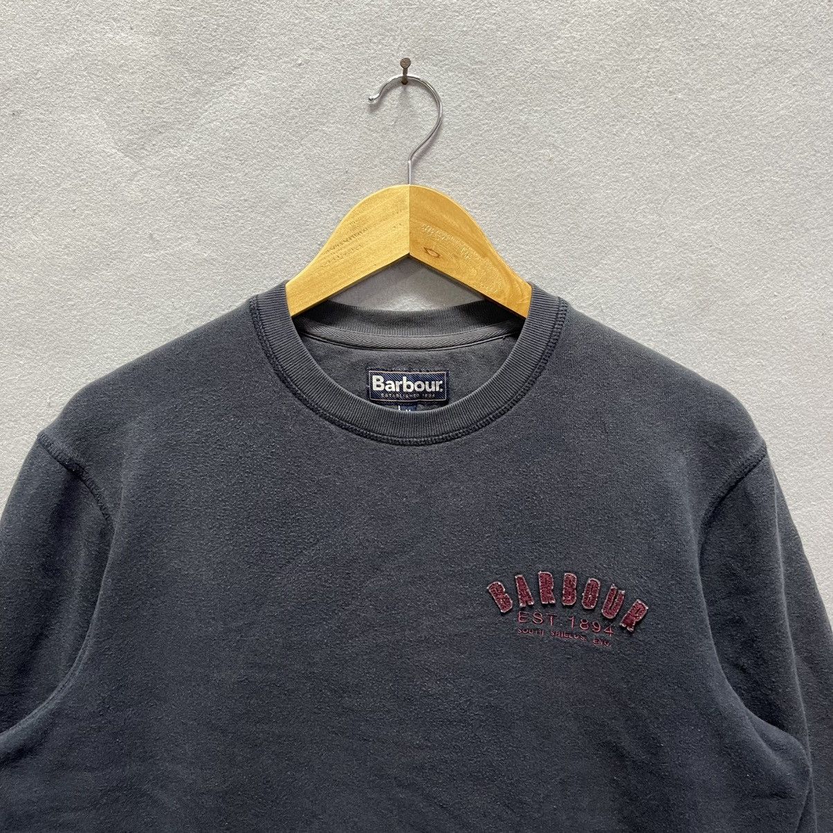 Barbour Barbour Embroidered Logo Sweatshirt – Faded Black Size US M / EU 48-50 / 2 - 2 Thumbnail
