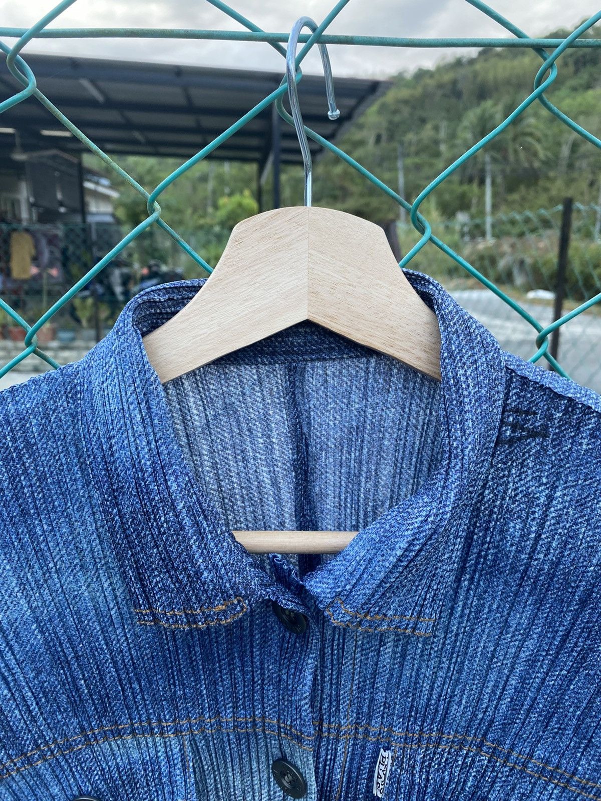 Pleats Please Issey Miyake PLEATS PLEASE Denim Transfer Printed Hem Cutting Jacket Size M / US 6-8 / IT 42-44 - 5 Thumbnail