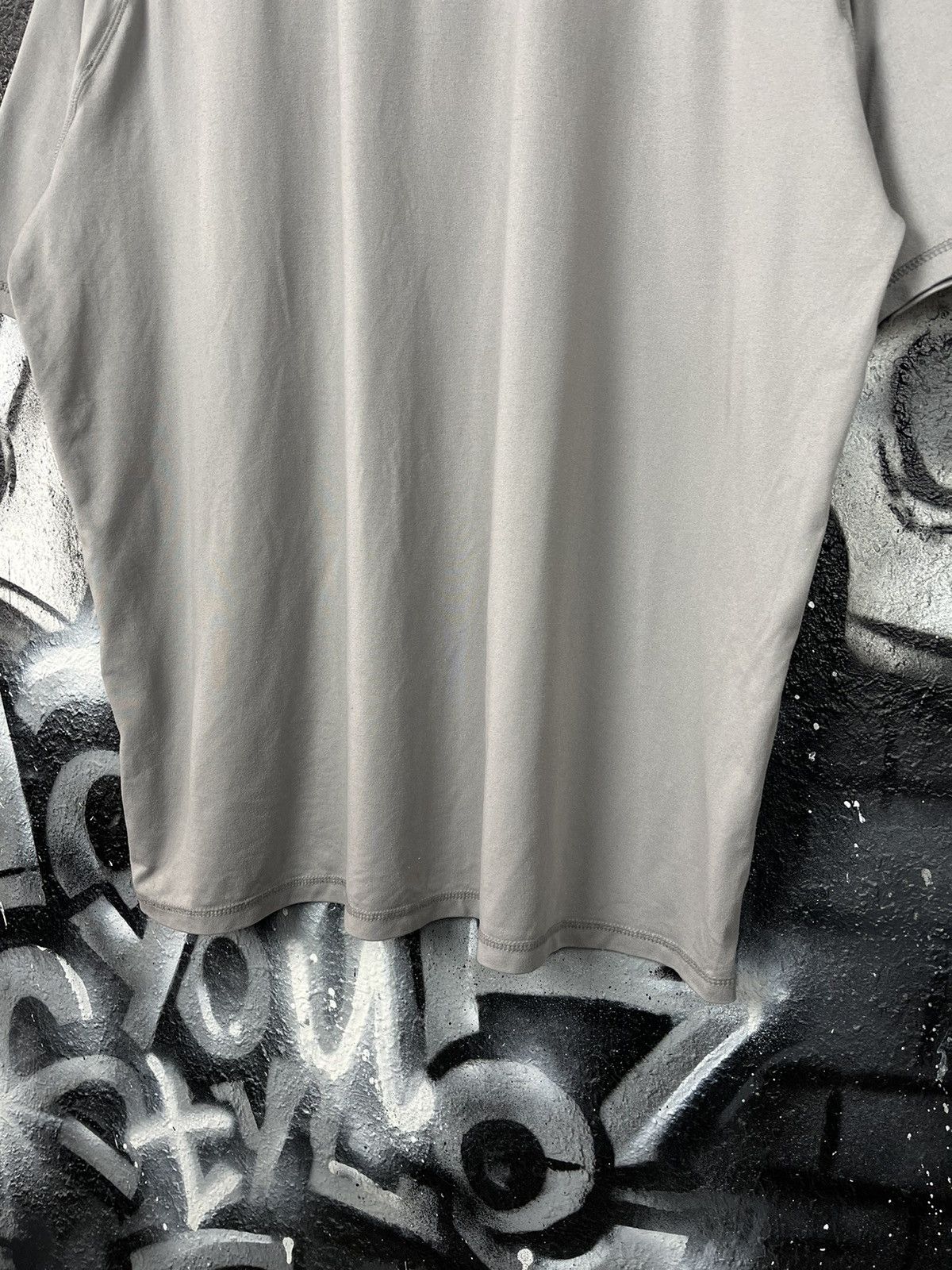 Represent Clo. Represent Clo. Basic Grey T-Shirt Men’s Size XXL Size US XXL / EU 58 / 5 - 6 Thumbnail