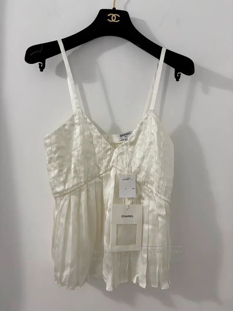 Chanel High-end handicraft workshop white diamond sling