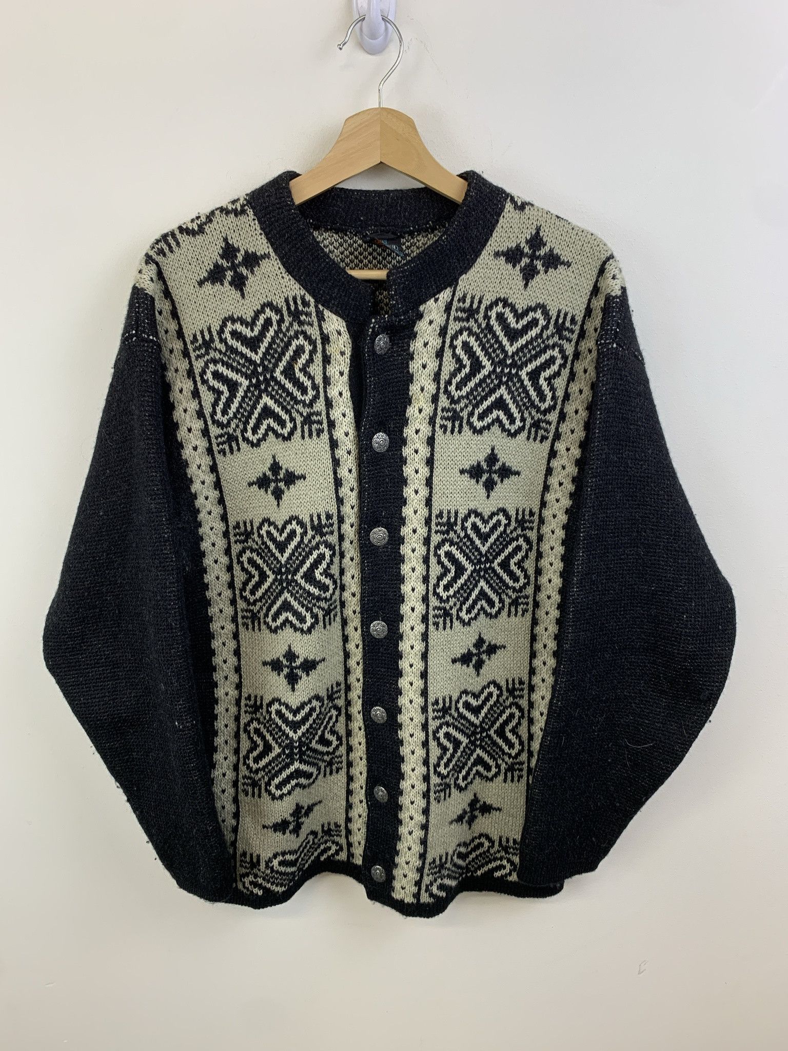 Other vintage 1990s Wool Clover pattern knit Cardigan Size S Size US S / EU 44-46 / 1 - 1 Thumbnail