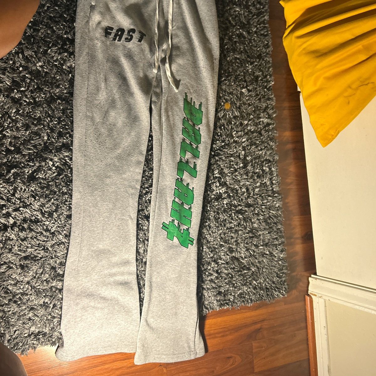 Other Fast Dallahz flared Sweatpants Size US 31 - 1 Thumbnail