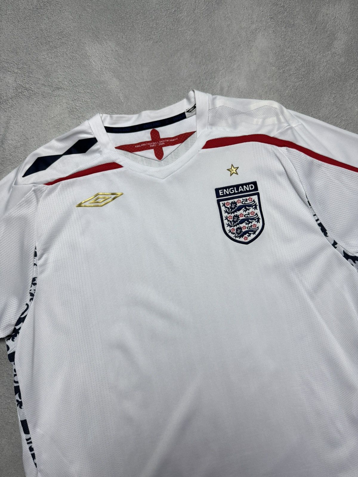 Umbro England 2007 2009 Home Football Shirt Soccer Jersey Umbro Size US XL / EU 56 / 4 - 3 Thumbnail