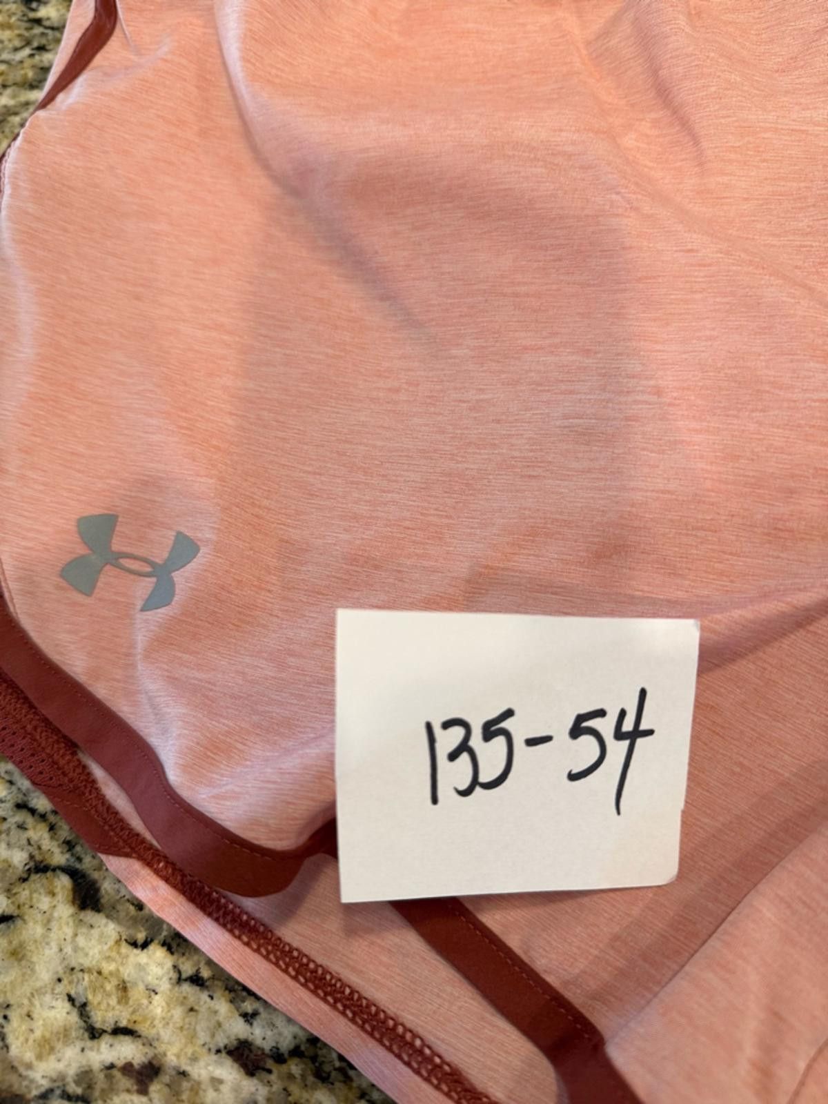 Under Armour Under Armour loose athletic shorts pink burgundy lined SZ M Size 32" / US 10 / IT 46 - 10 Thumbnail