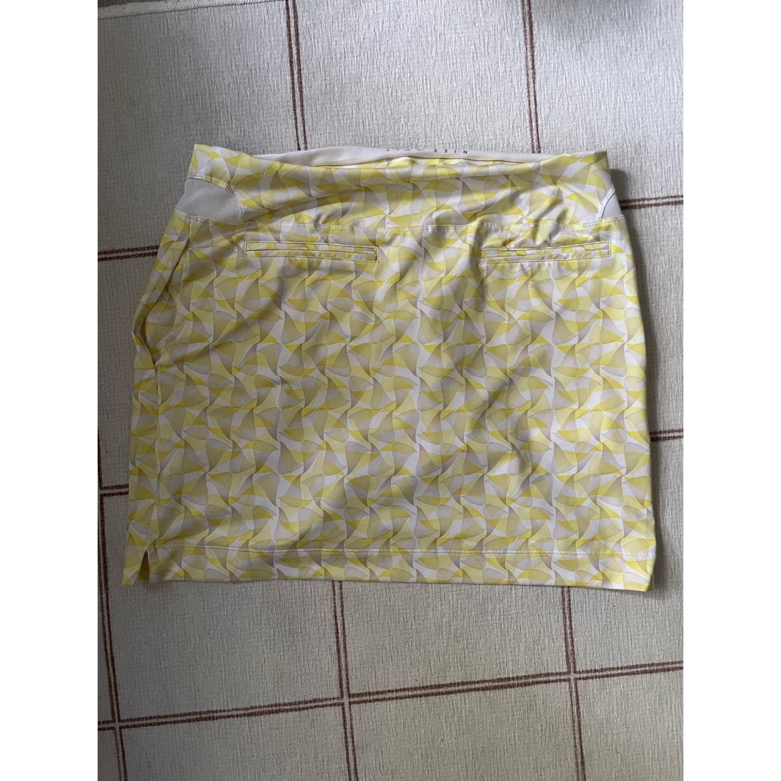 Nike Nikes Women Golf Skort Skirt Yellow White Size Small(46) Size 32" / US 10 / IT 46 - 3 Thumbnail