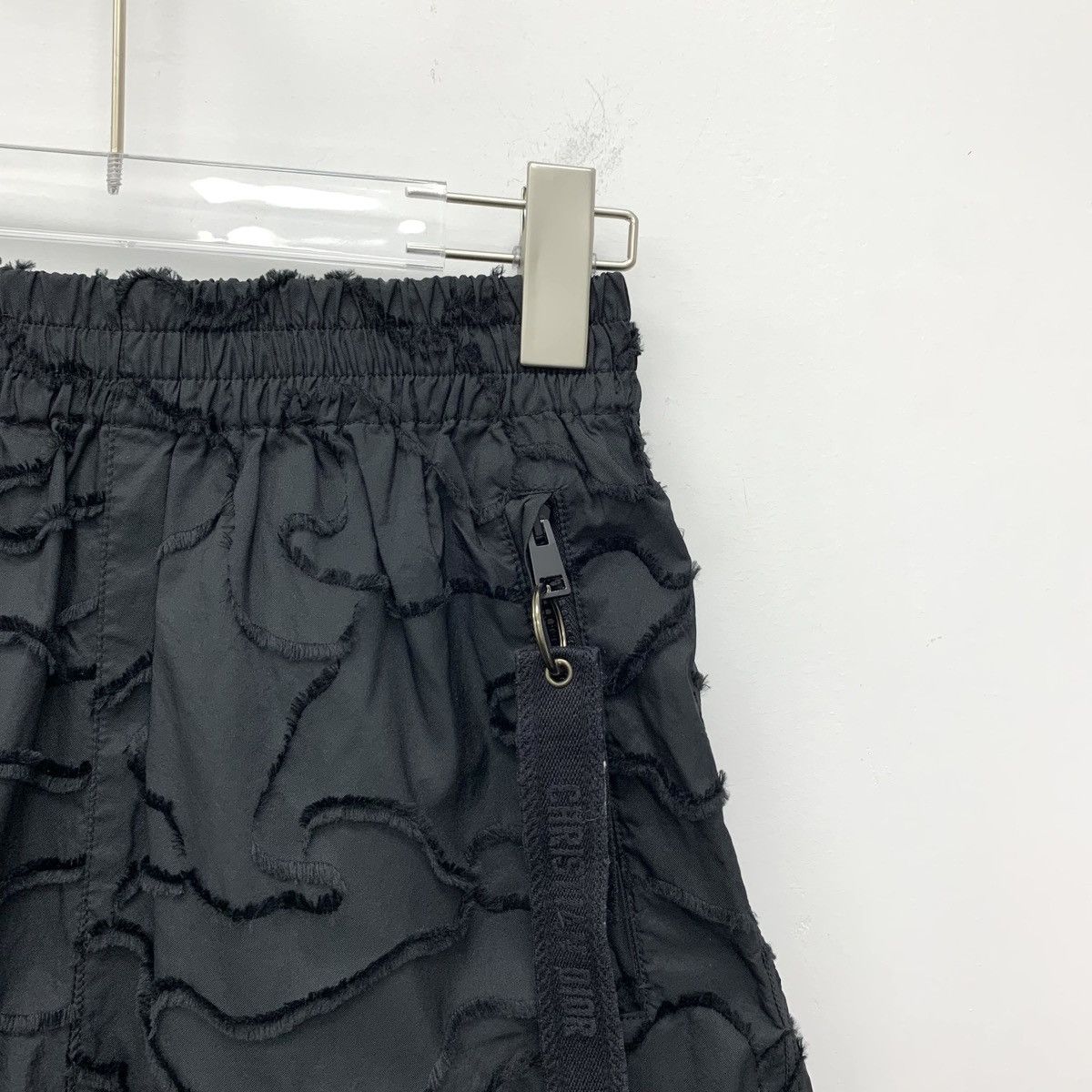 Dior Christian Dior Black Irregular Lace Casual Shorts K26WX Size 24" / US 00 / IT 34 - 3 Thumbnail