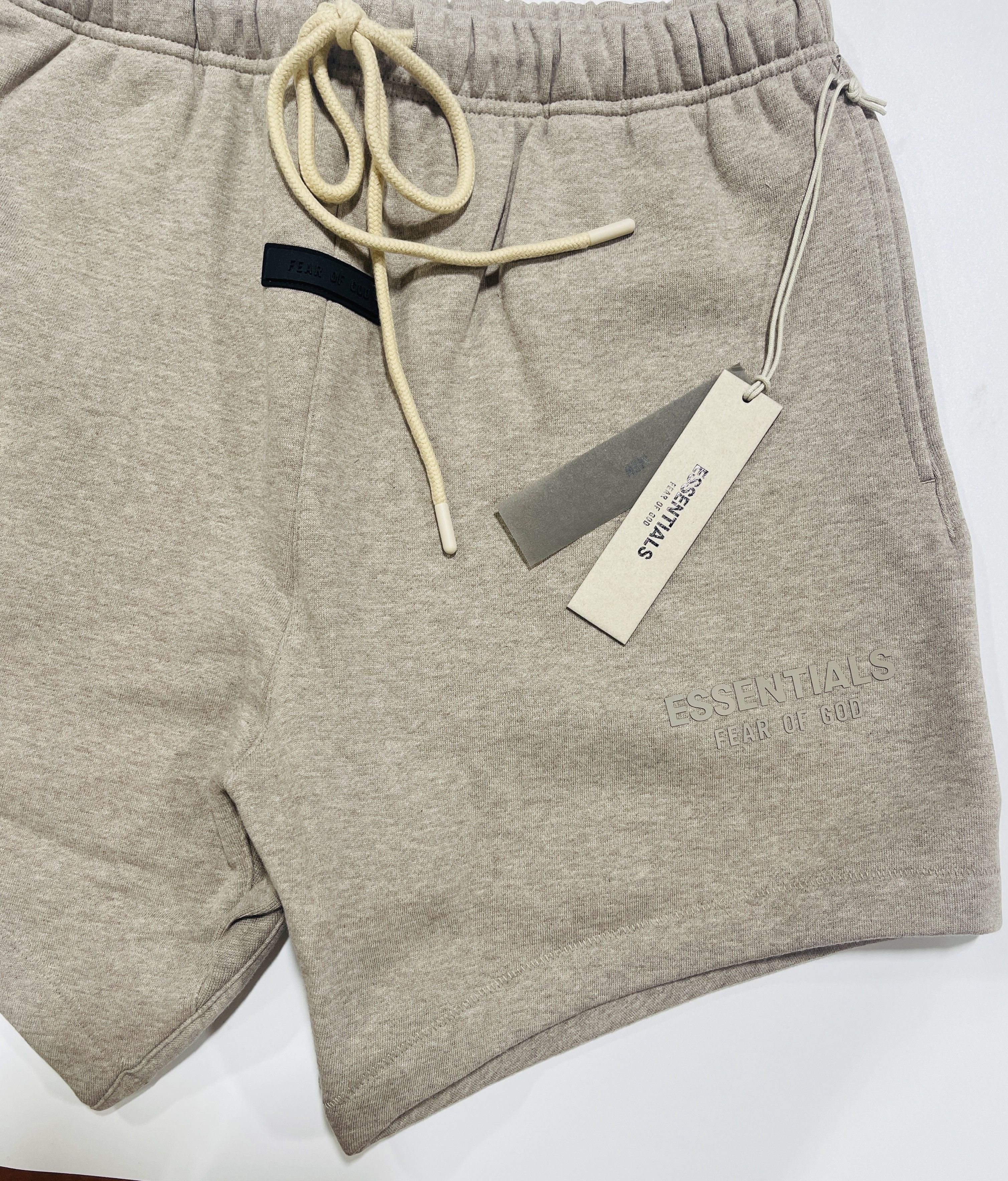 Fear of God Essentials Sweatshort Core Heather Size S